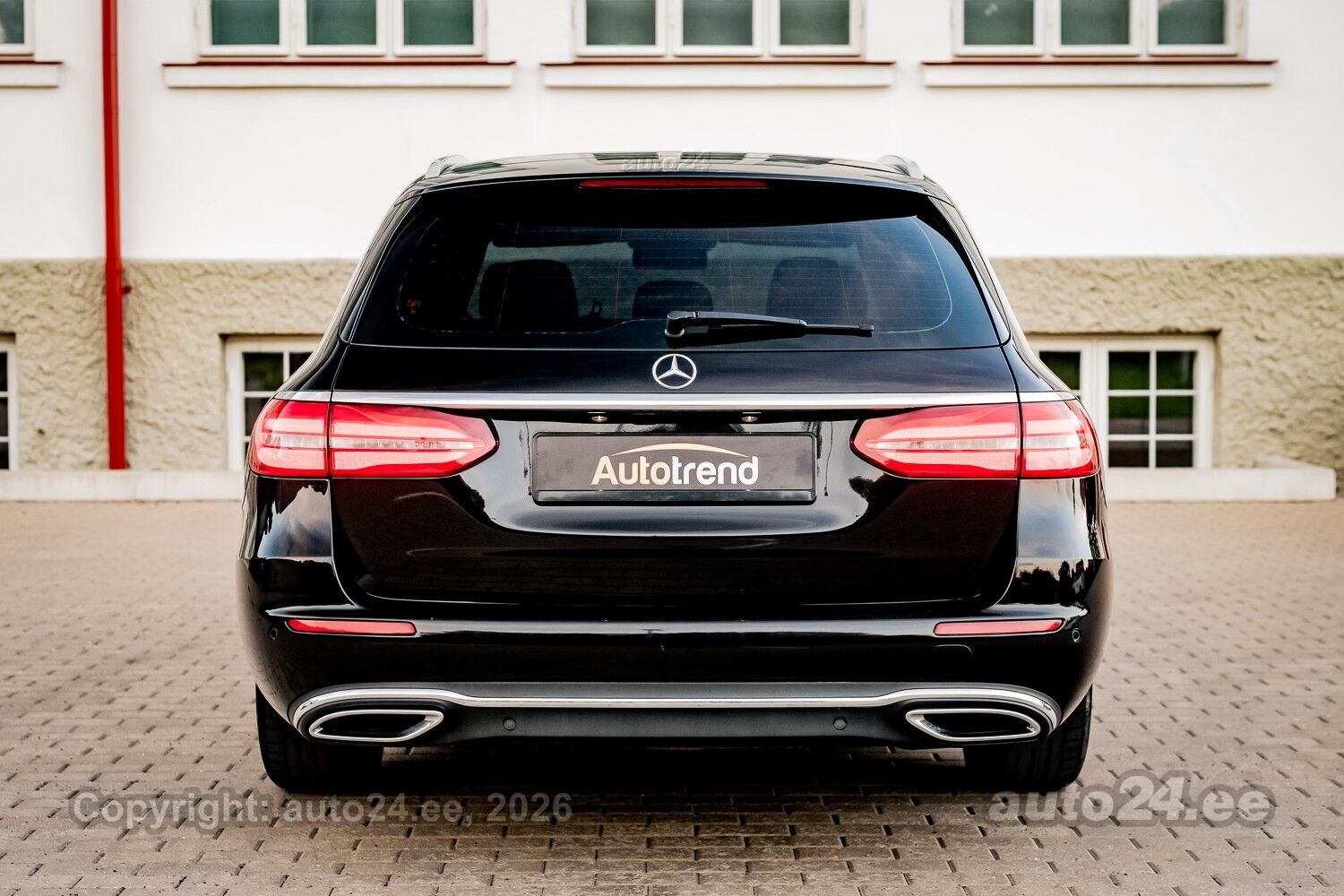 Mercedes-Benz E 220 - 6
