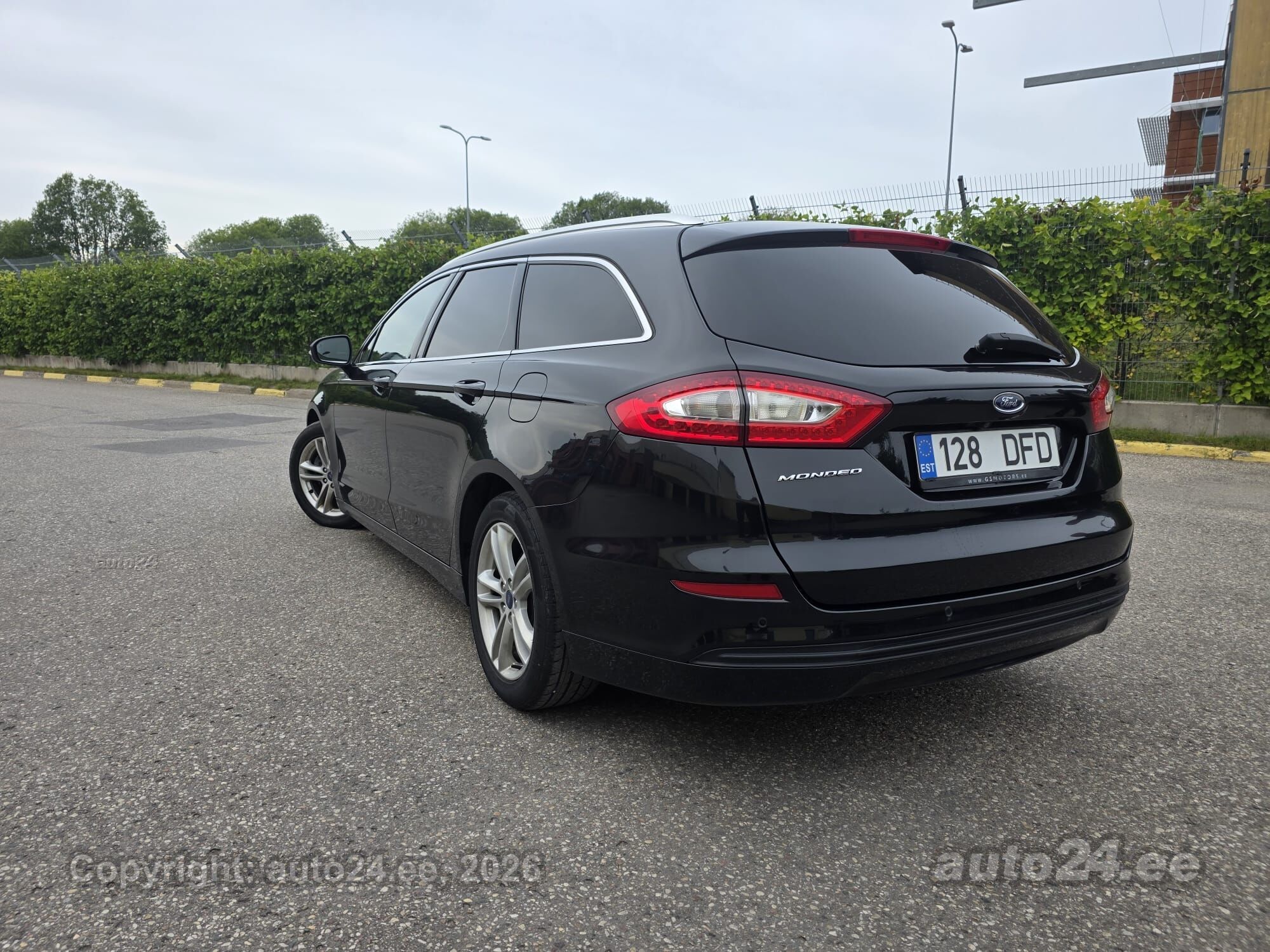 Ford Mondeo - 9