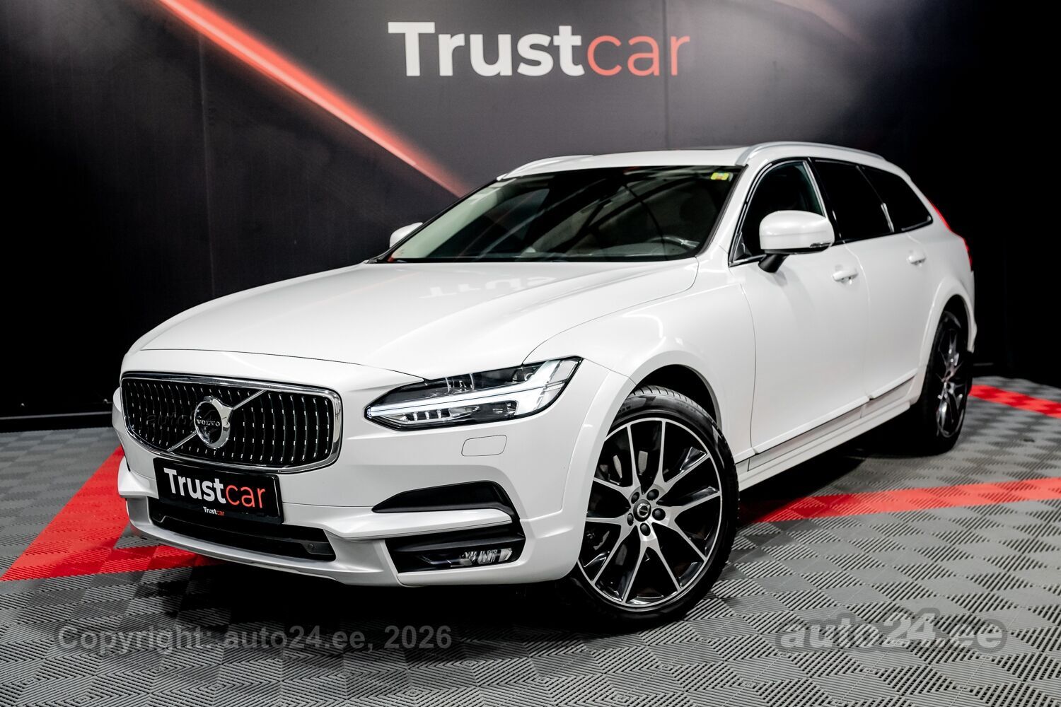 Volvo V90 Cross Country