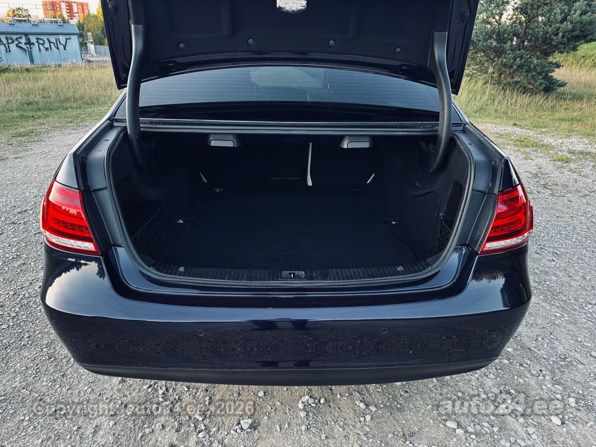 Mercedes-Benz E 220 - 12