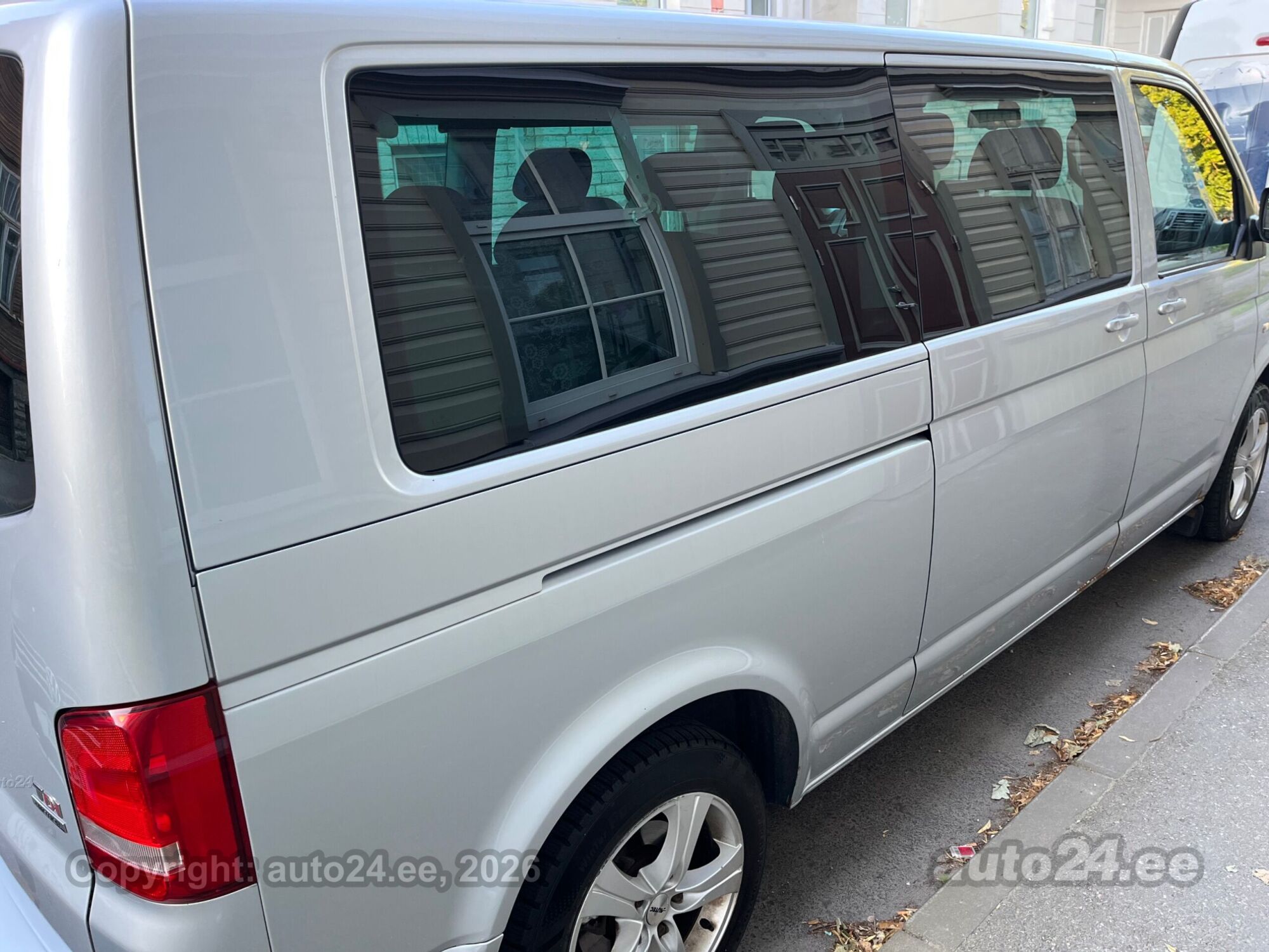 Volkswagen Caravelle 2013, photo 5/10