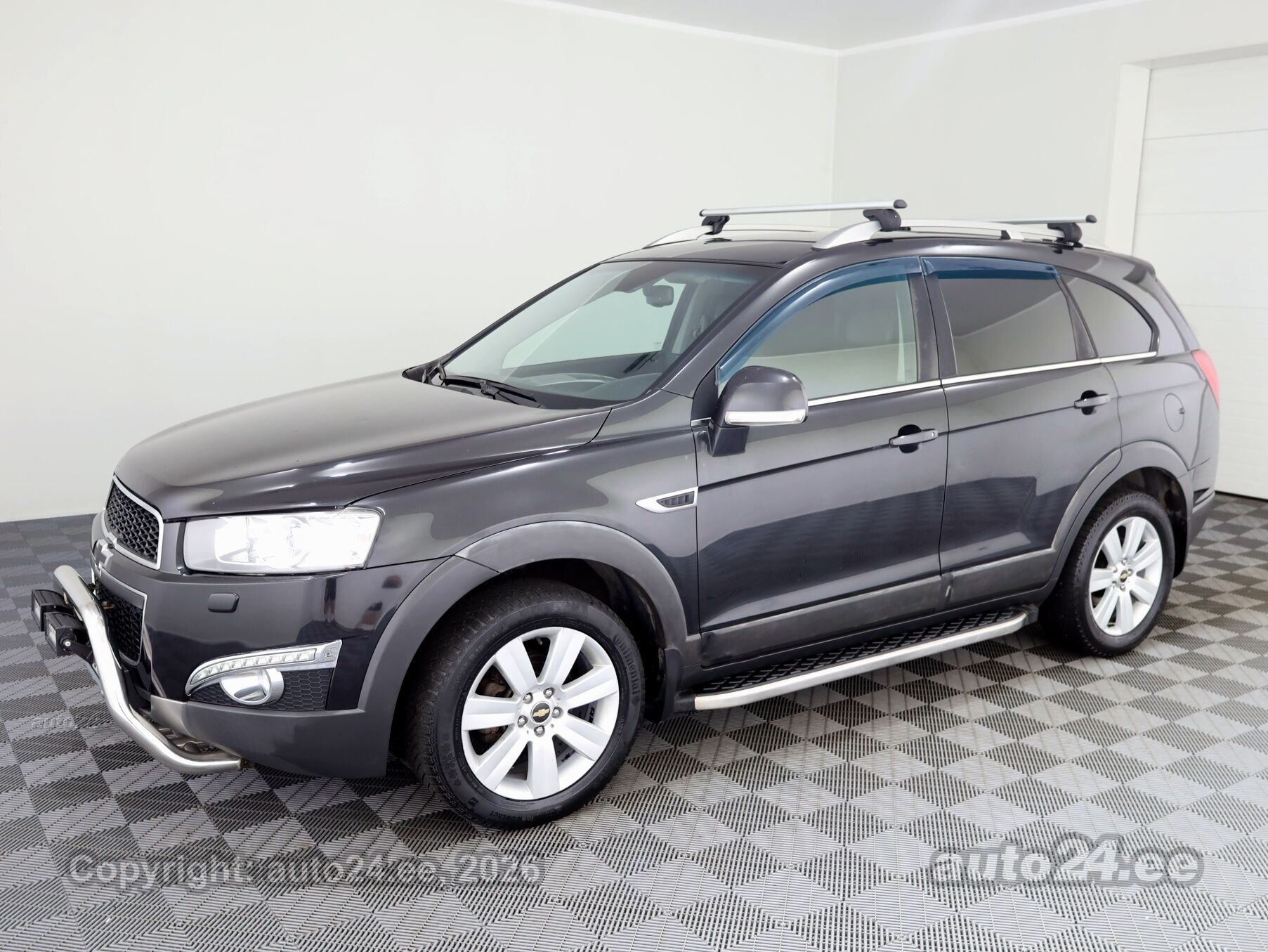 Chevrolet Captiva 2012, kuva 2/10