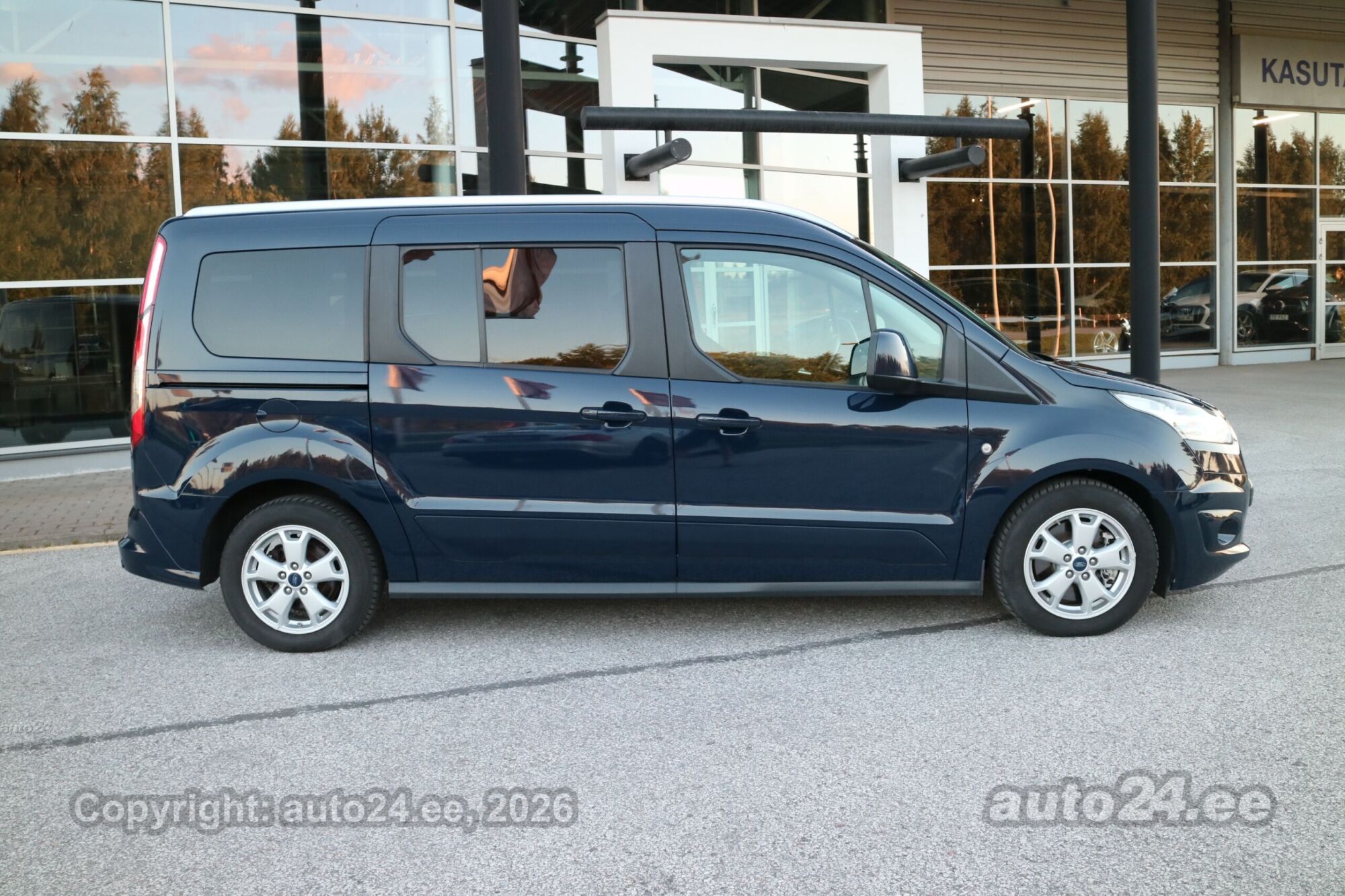 Ford Tourneo 2015, photo 4/10