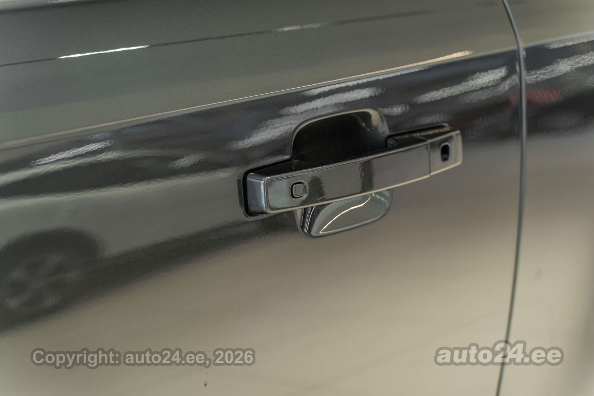 Land Rover Defender 2025, photo 6/10