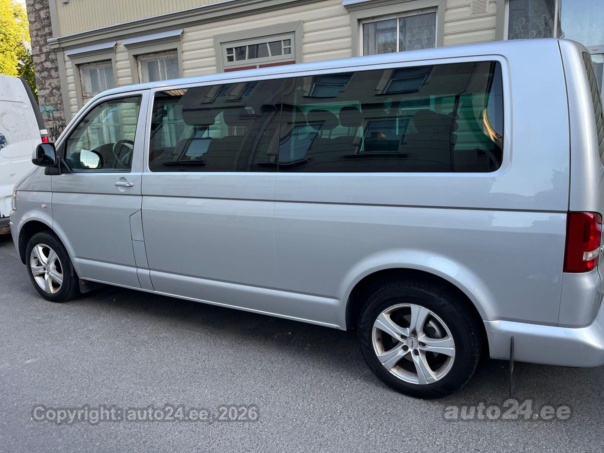 Volkswagen Caravelle 2013, photo 6/10
