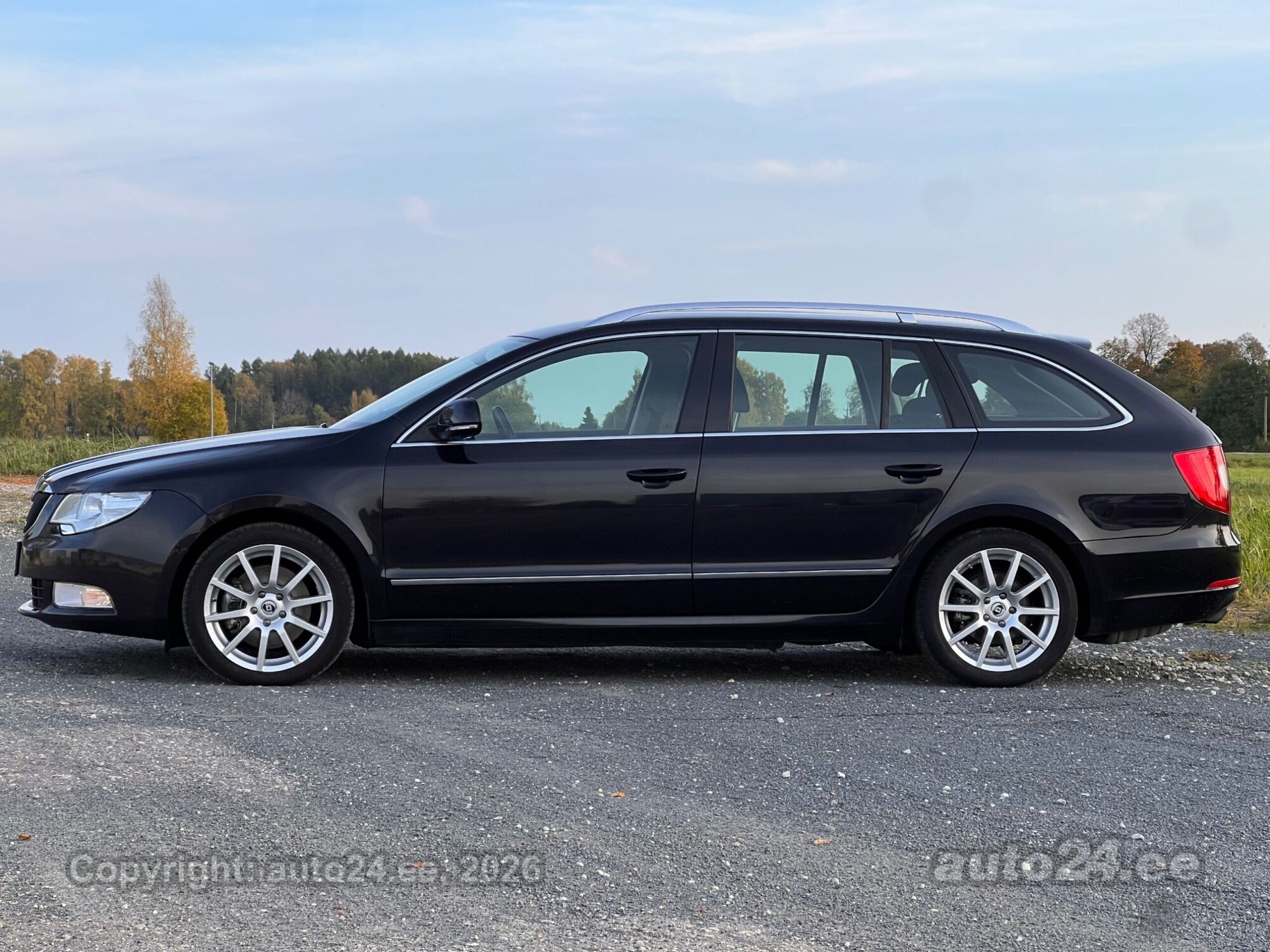 Skoda Superb 2013 — photo 5