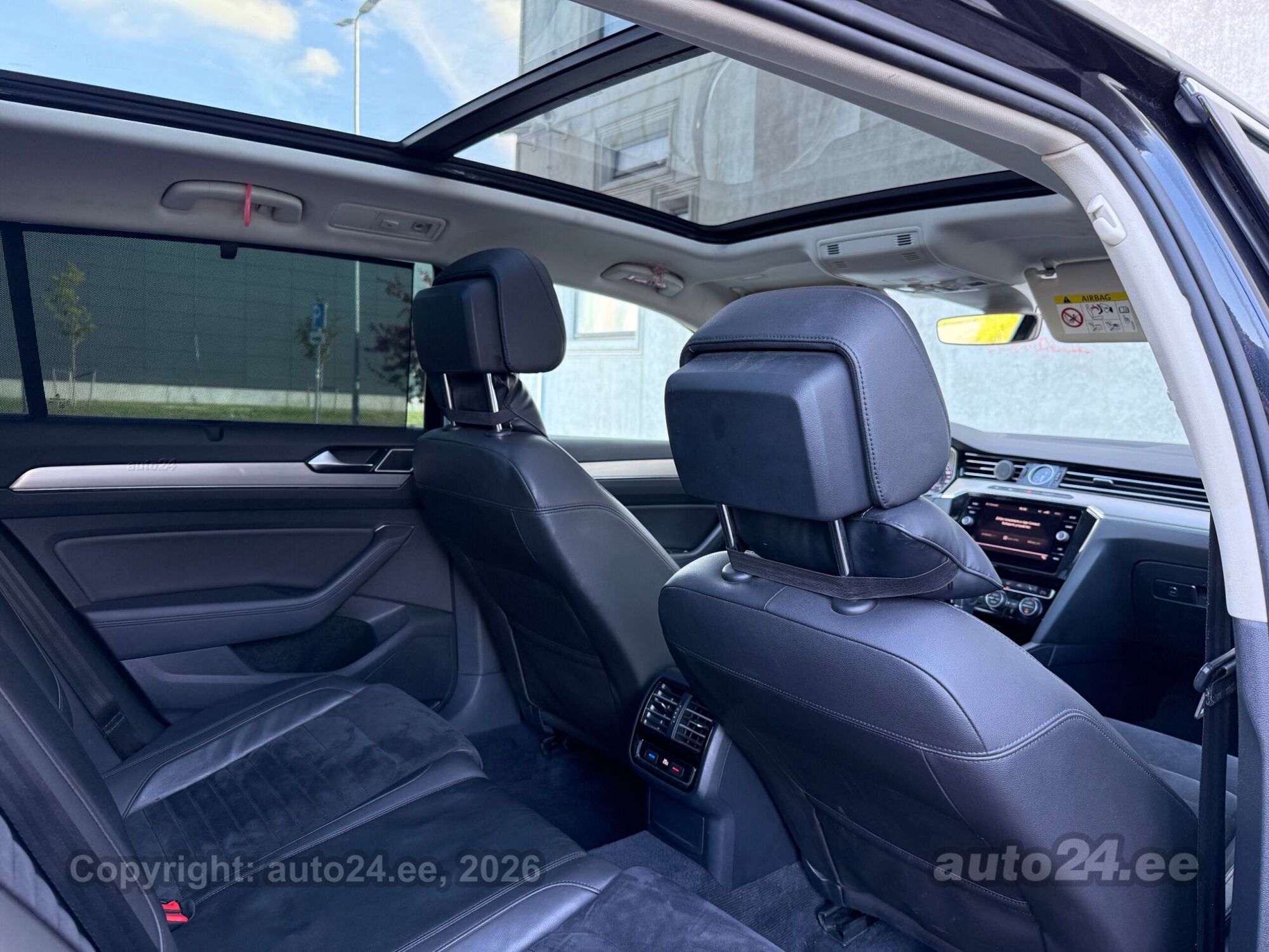 Volkswagen Passat - 8
