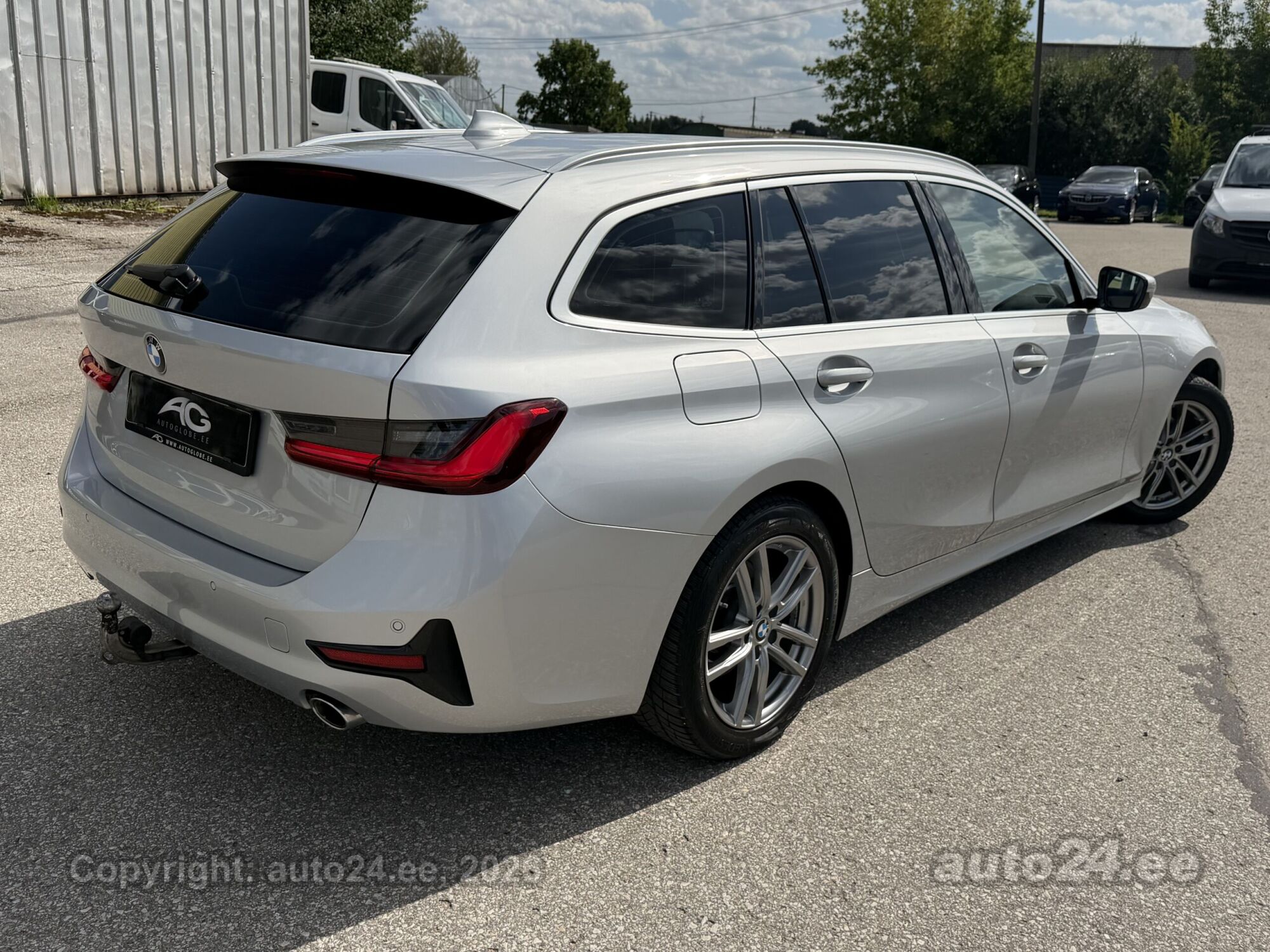 BMW 3-sarja 2021, kuva 4/10