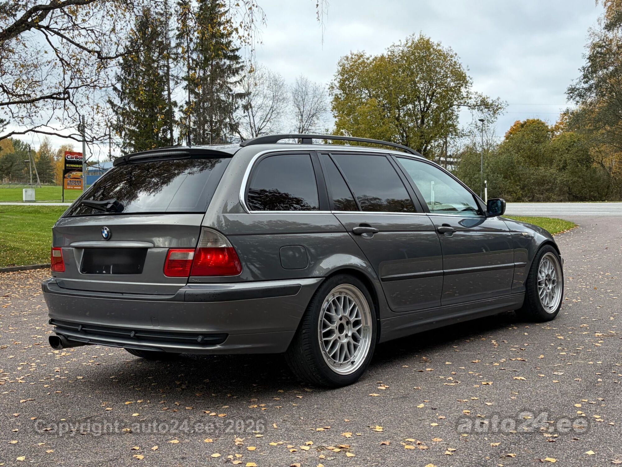 BMW 3 Series 2005 — photo 5