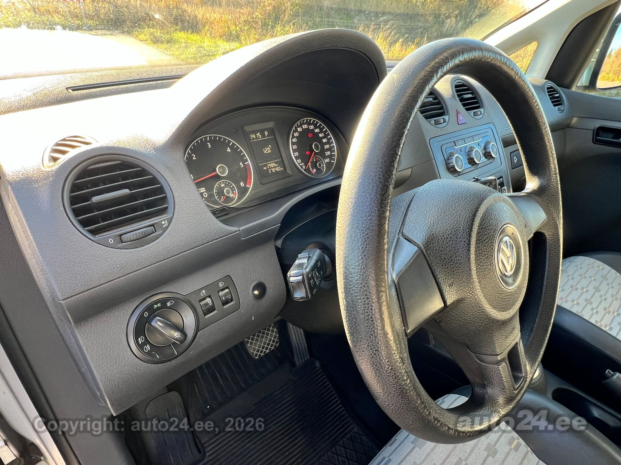 Volkswagen Caddy 2010 — photo 13