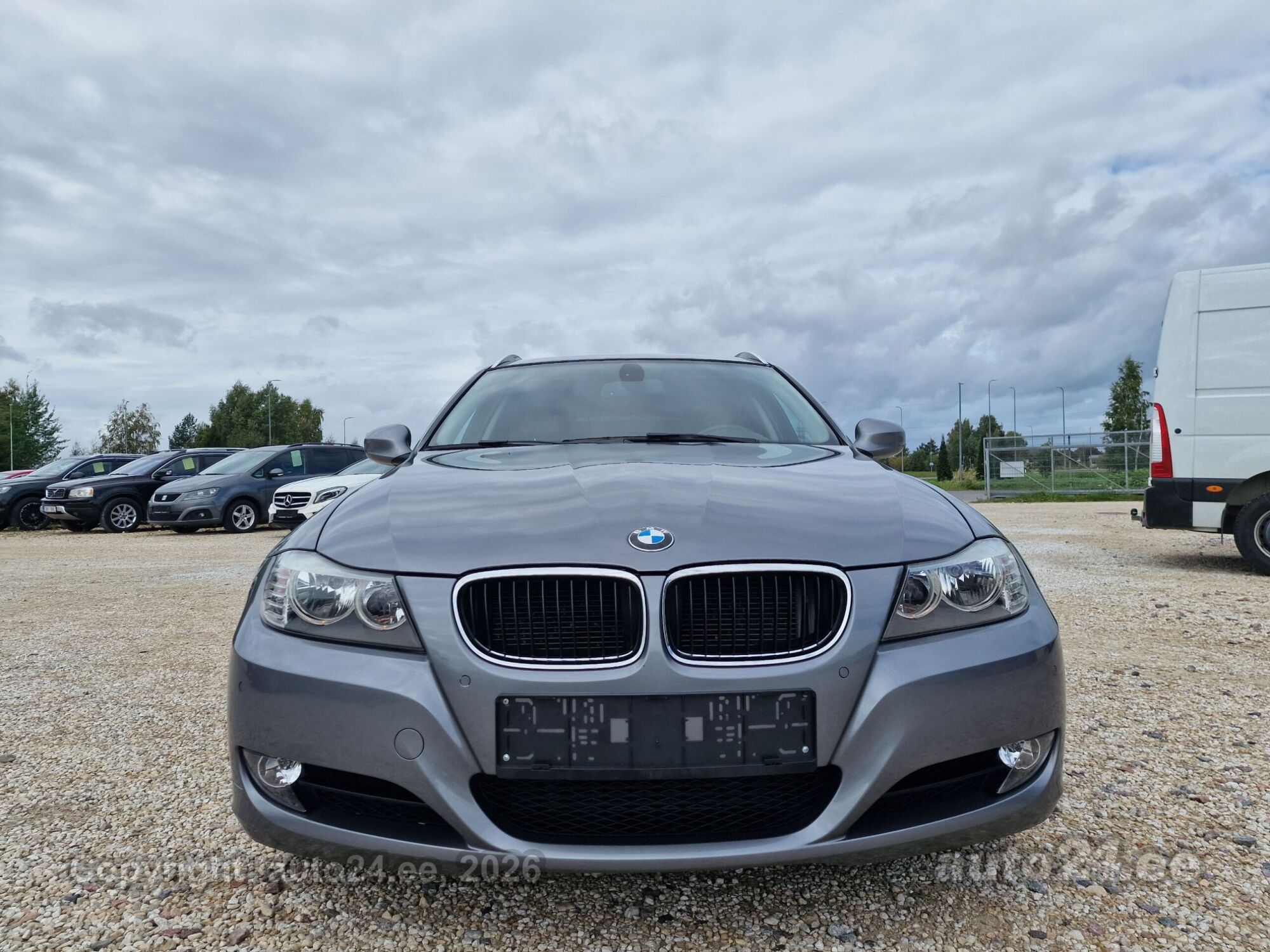 BMW 320 - 4