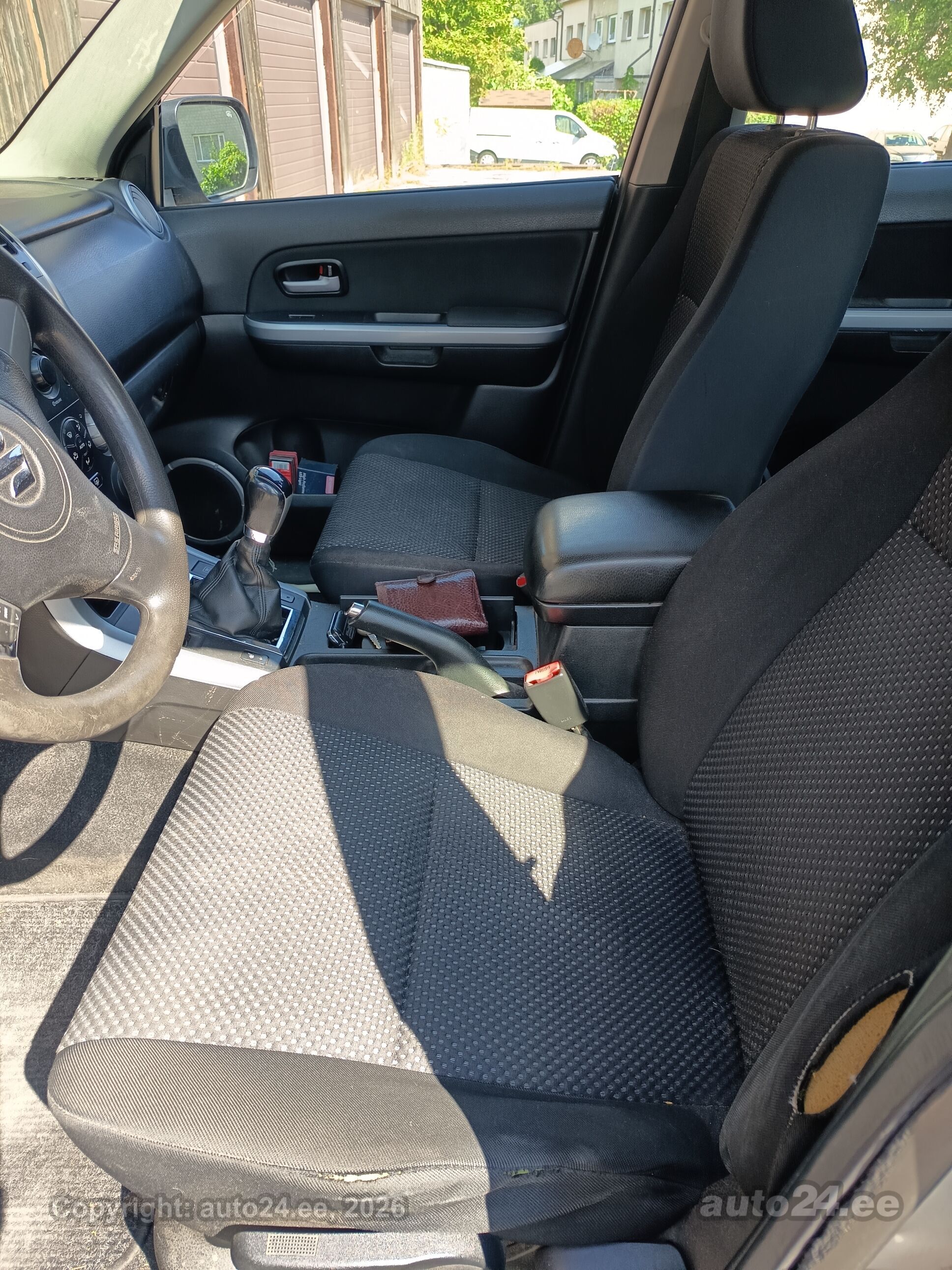 Suzuki Grand Vitara 2.0 103kW 2007, kuva 4/10