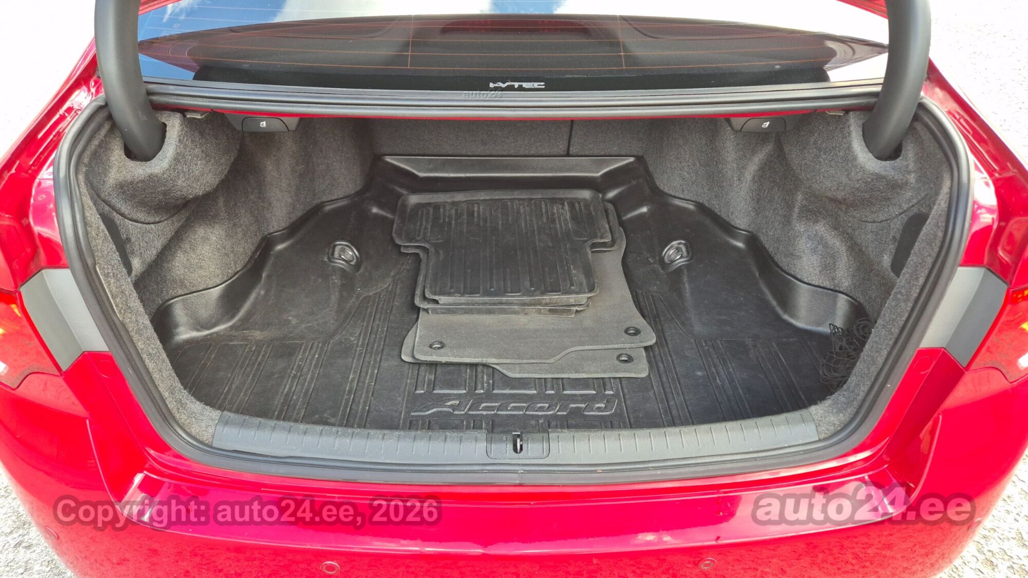 Honda Accord 2010, kuva 8/8