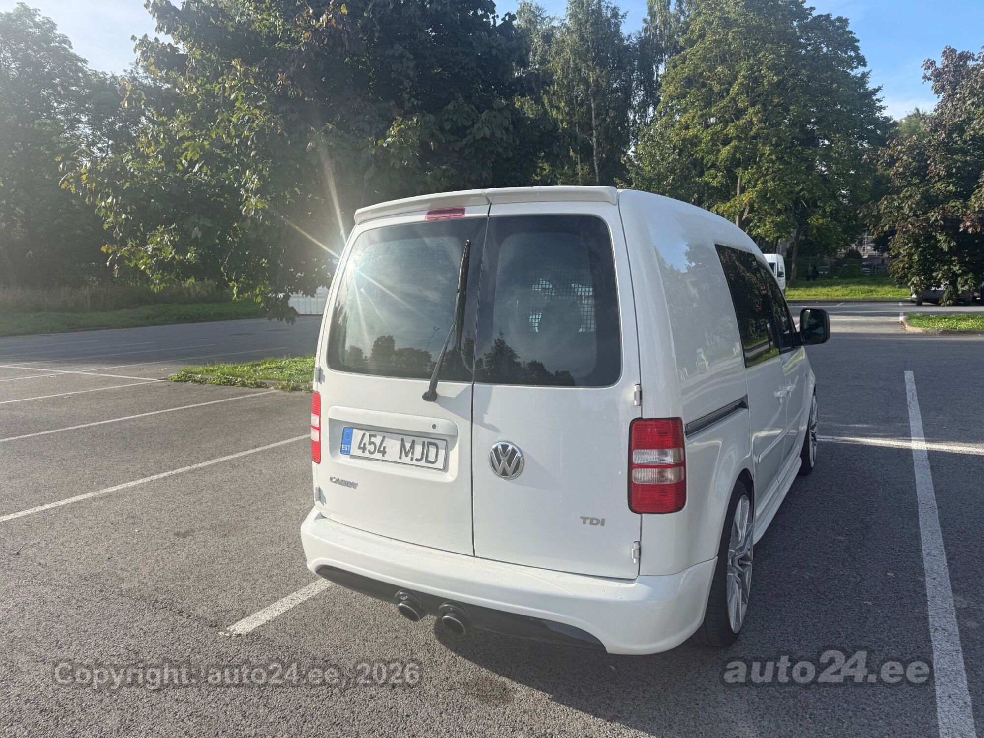 Volkswagen Caddy - 2