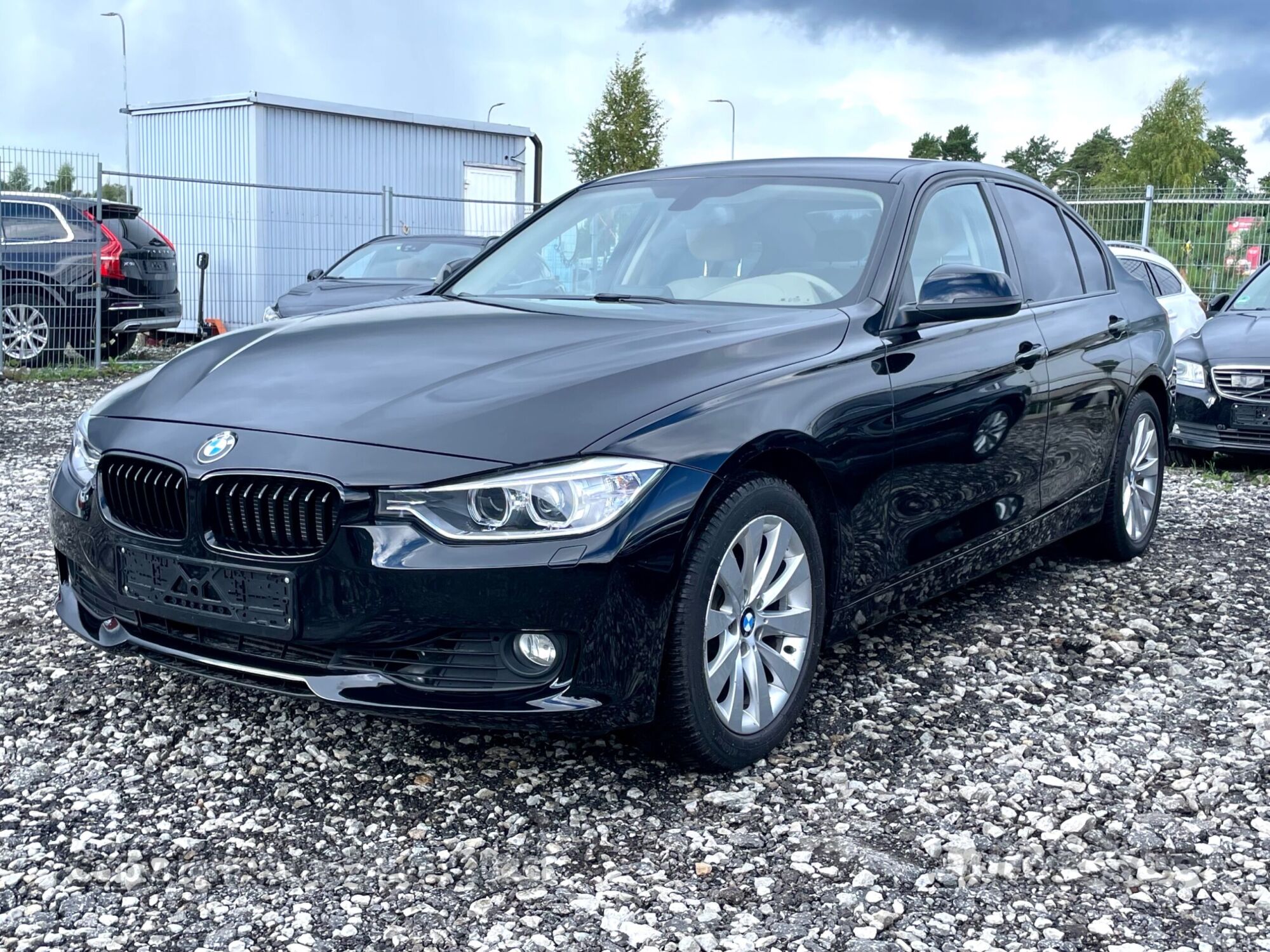 BMW 318 - 4