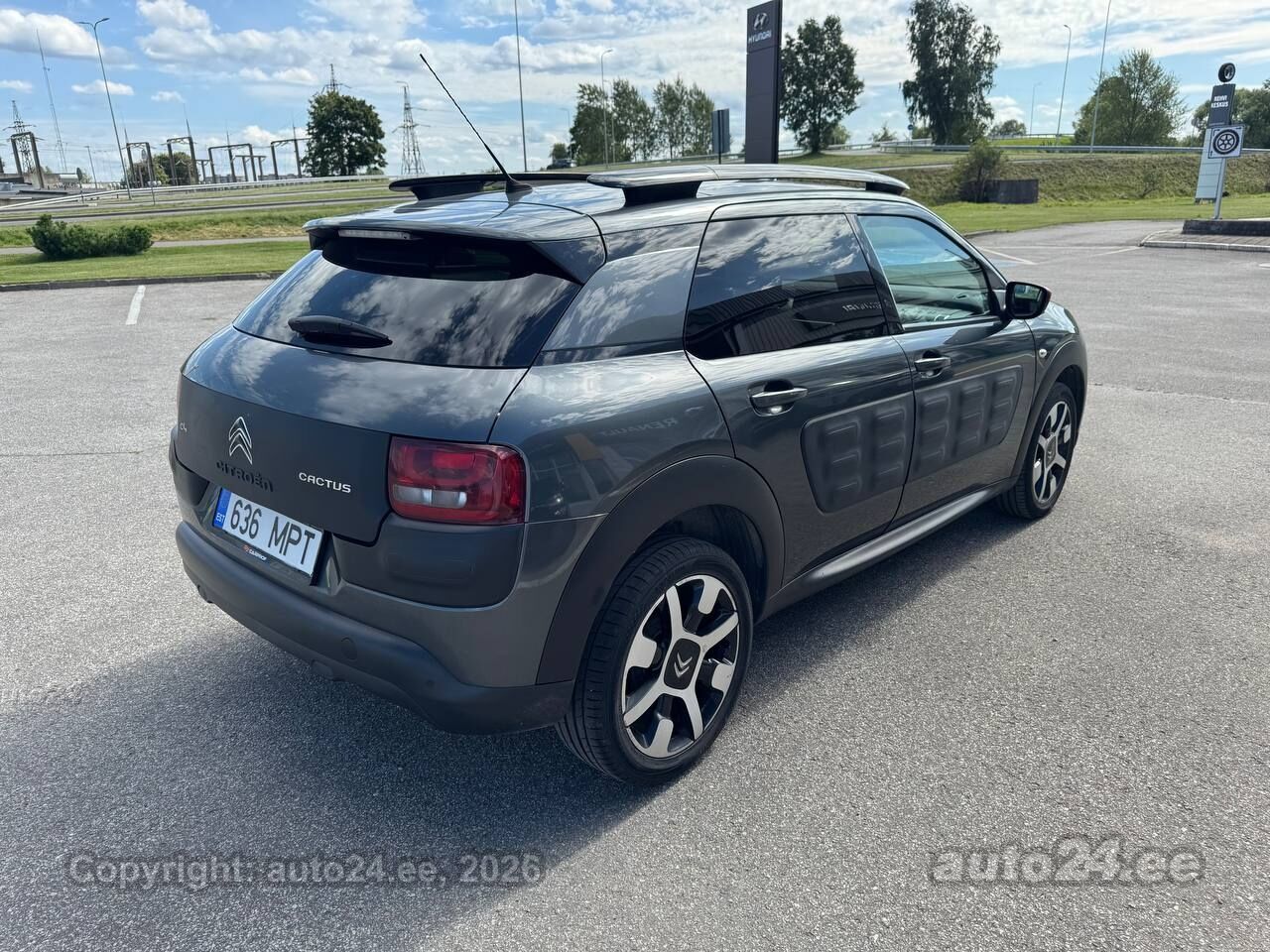 Citroen C4 Cactus 1.2 60kW 2016, photo 4/10