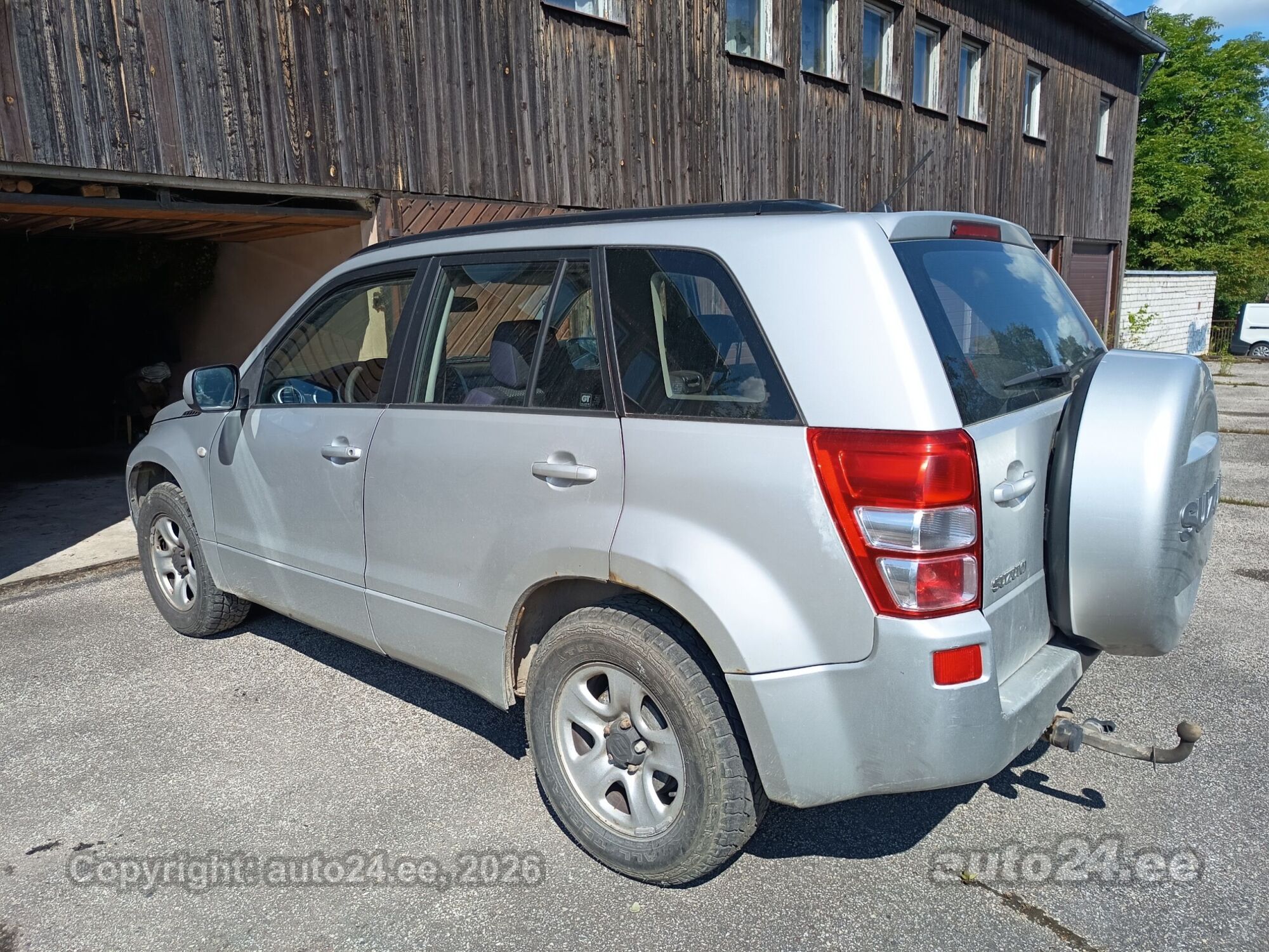 Suzuki Grand Vitara 2.0 103kW 2007, kuva 2/10