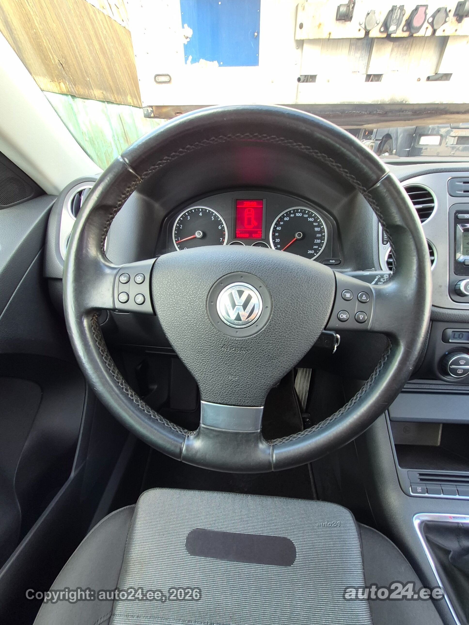 Volkswagen Tiguan 2009 — photo 13