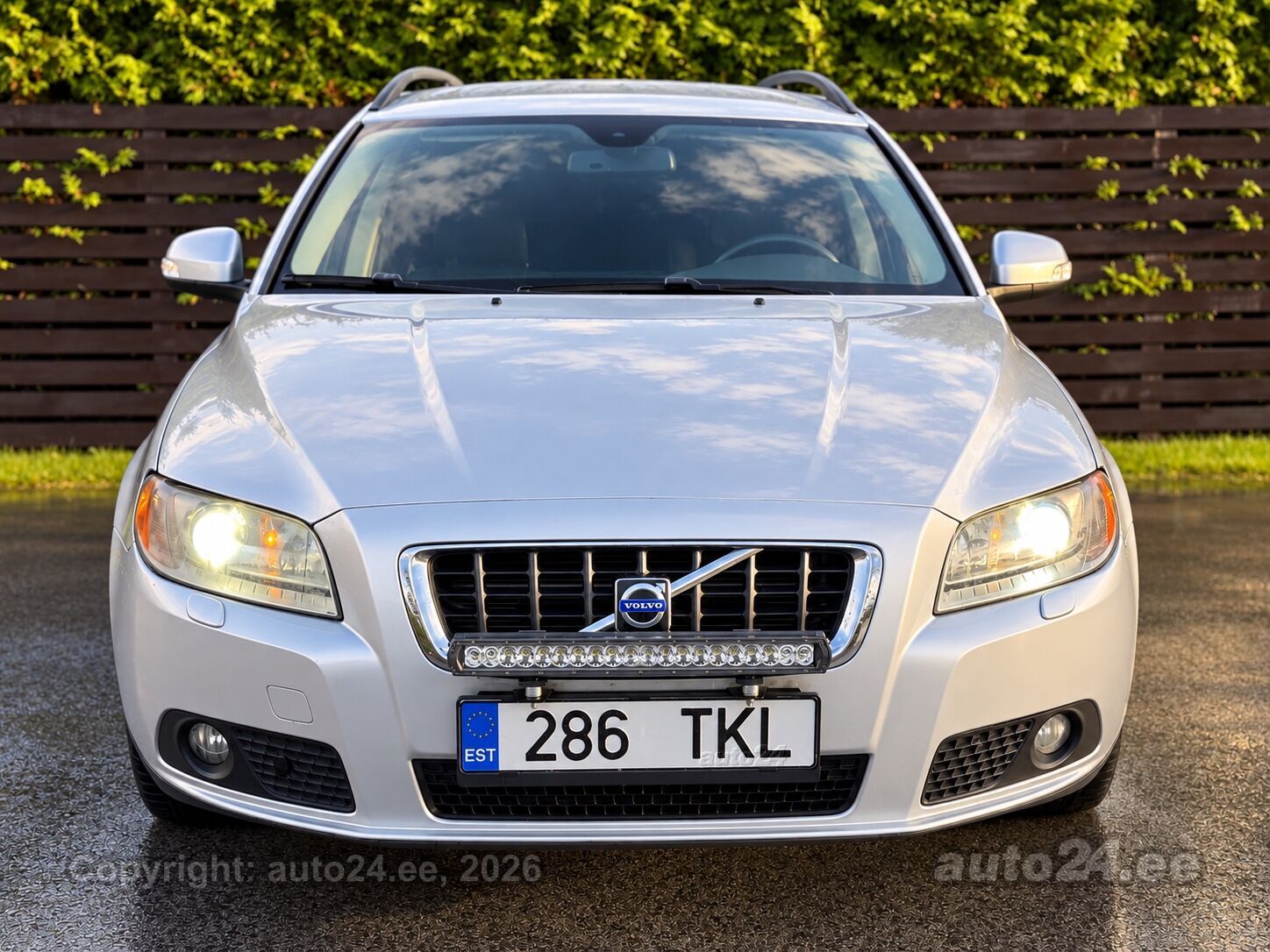 Volvo V70 - 2