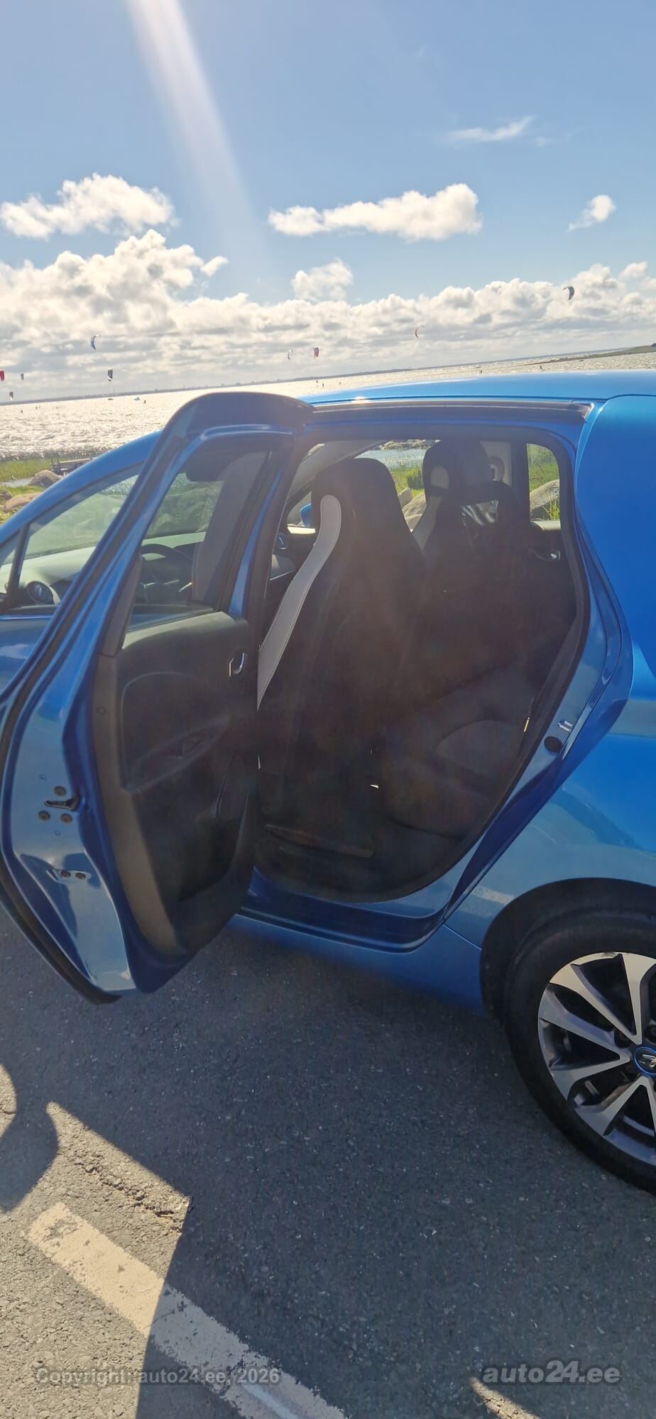 Renault Zoe 51kW 2020, photo 6/7
