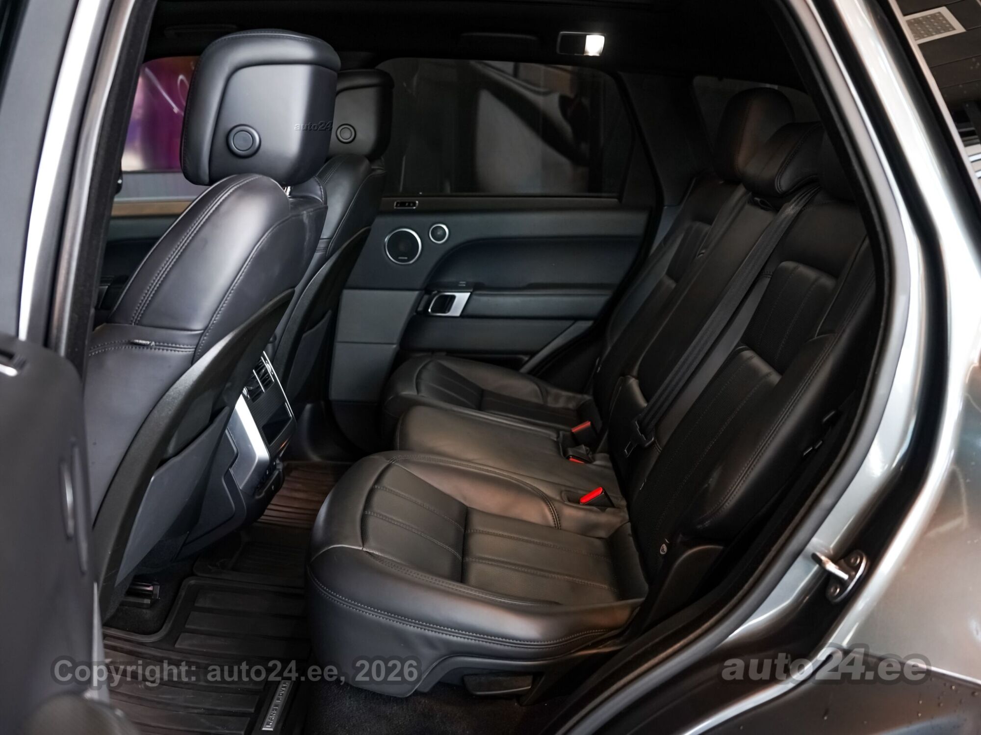 Land Rover Range Rover Sport - 11