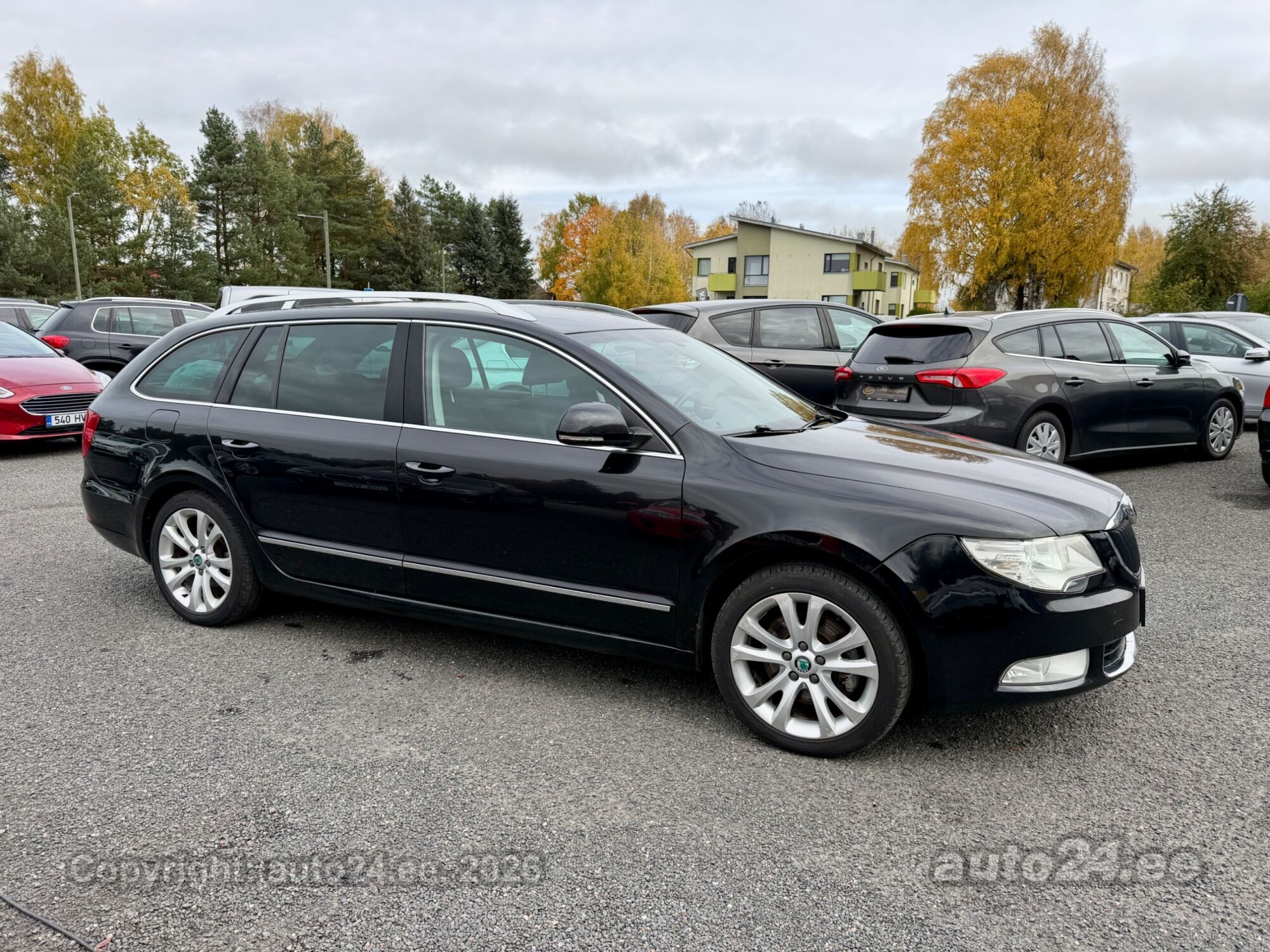 Skoda Superb 2013 — photo 7