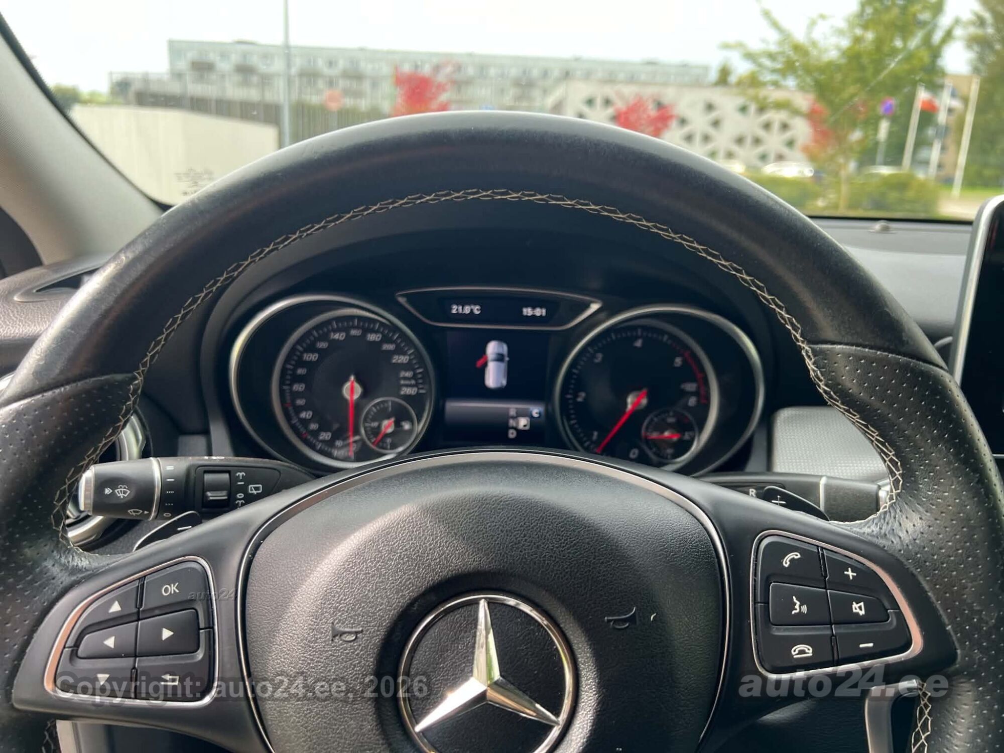 Mercedes-Benz GLA 220 - 11