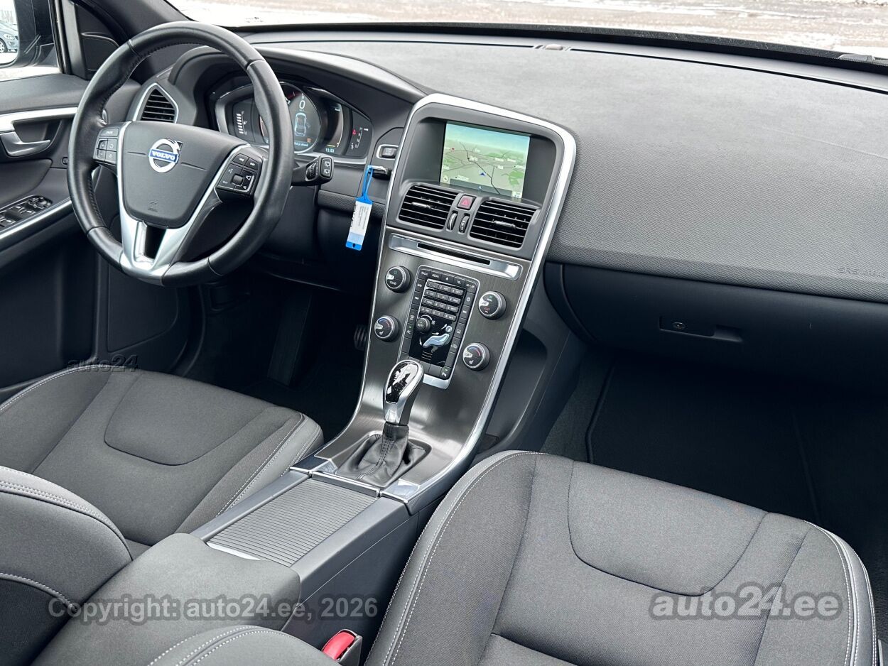 Volvo XC60 2015, photo 3/10