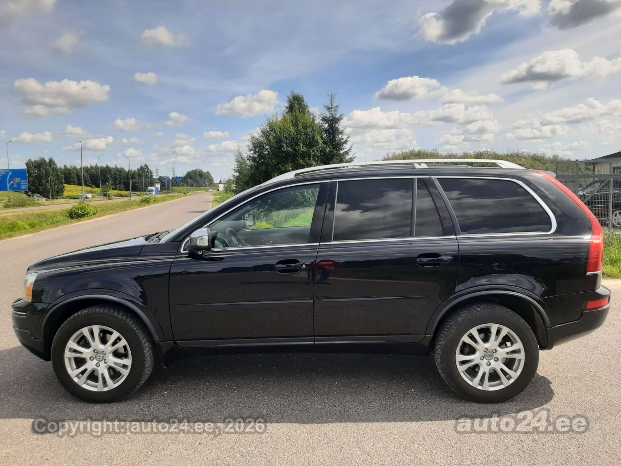 Volvo XC90 2.4 147kW 2012, photo 2/10