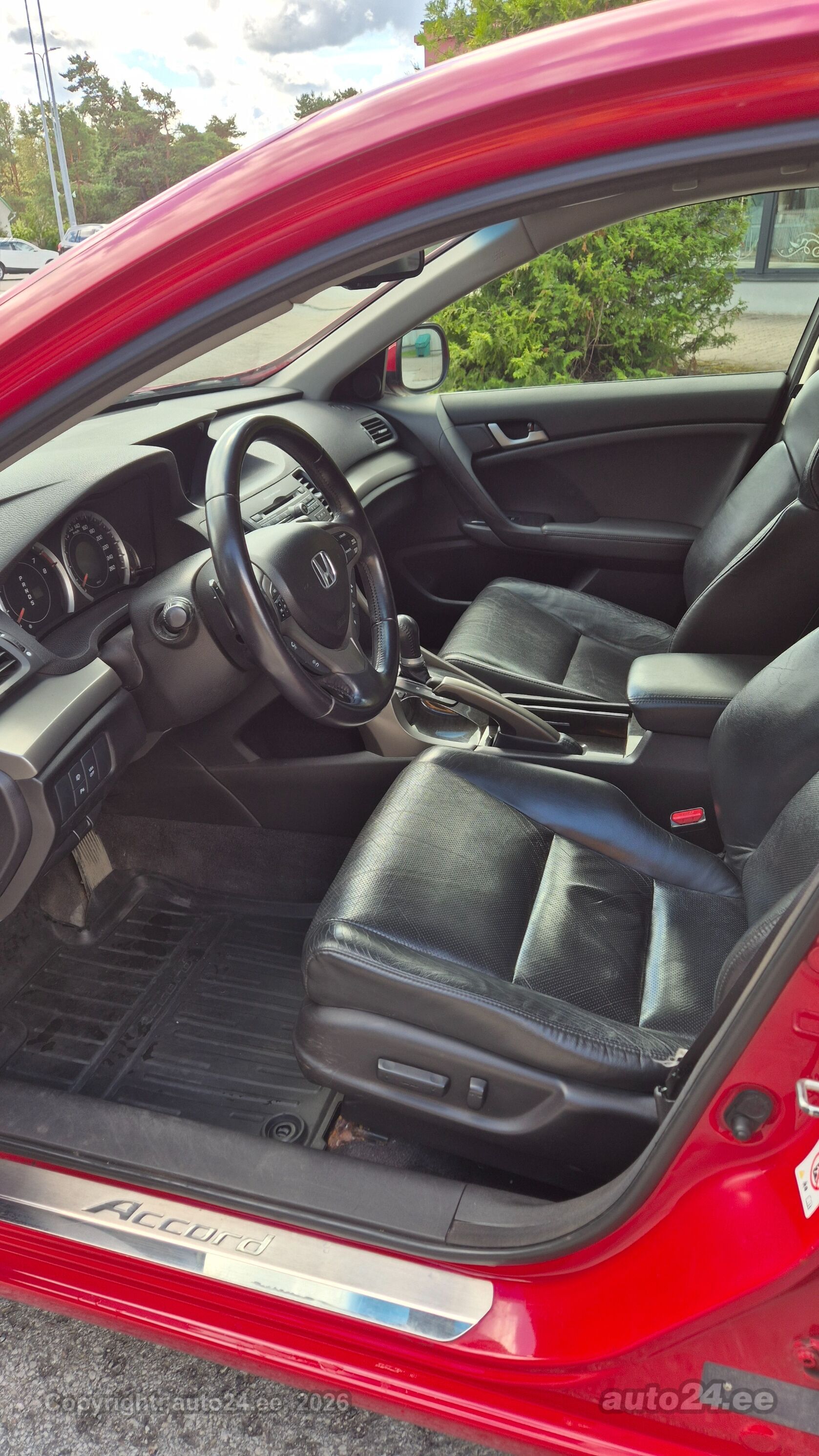 Honda Accord 2010, kuva 5/8