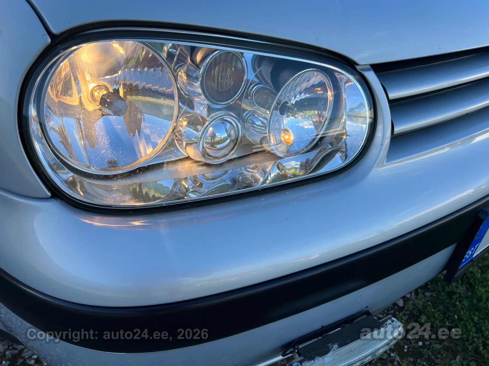 Volkswagen Golf - 10