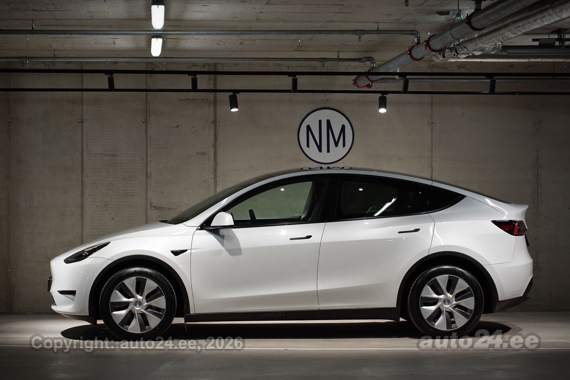 Tesla Model Y 2023, kuva 7/10
