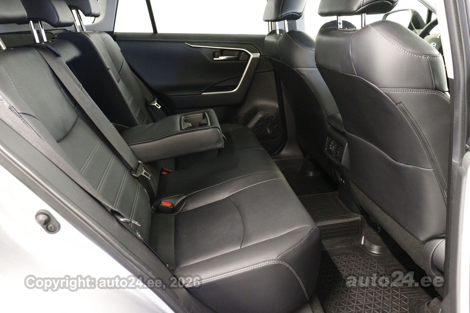 Toyota RAV4 - 7