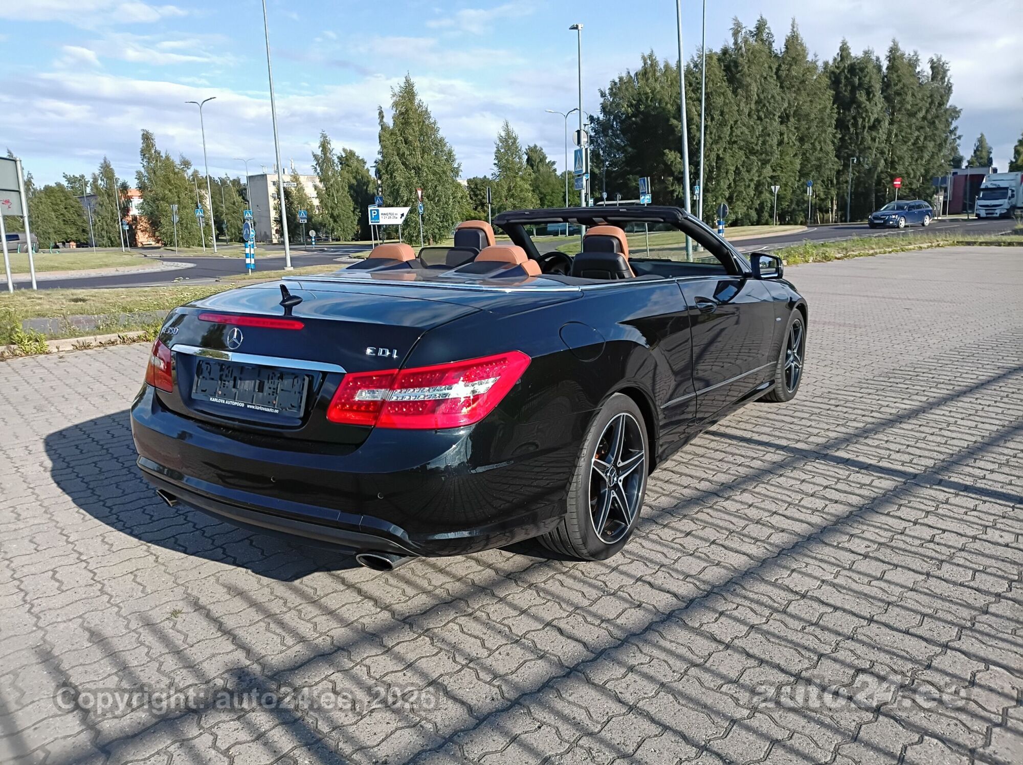 Mercedes-Benz E-sarja 2011, kuva 3/10