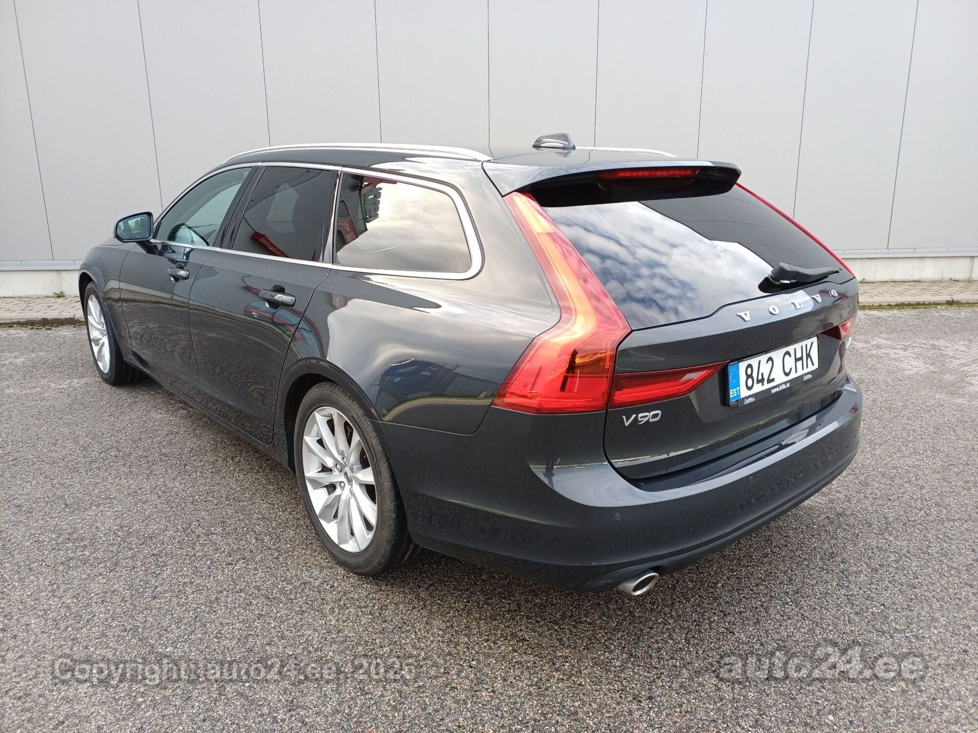 Volvo V90 - 4