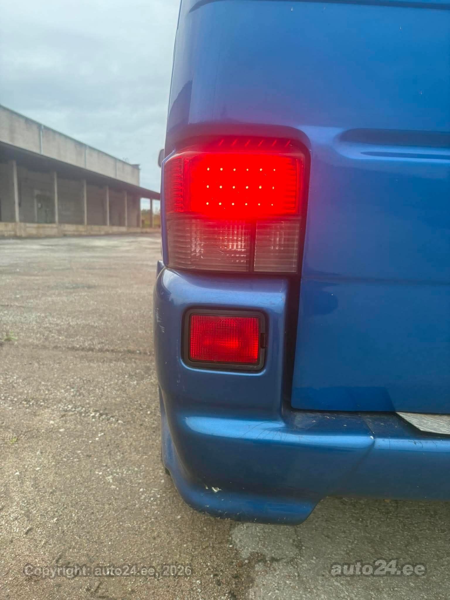 Volkswagen Transporter - 11