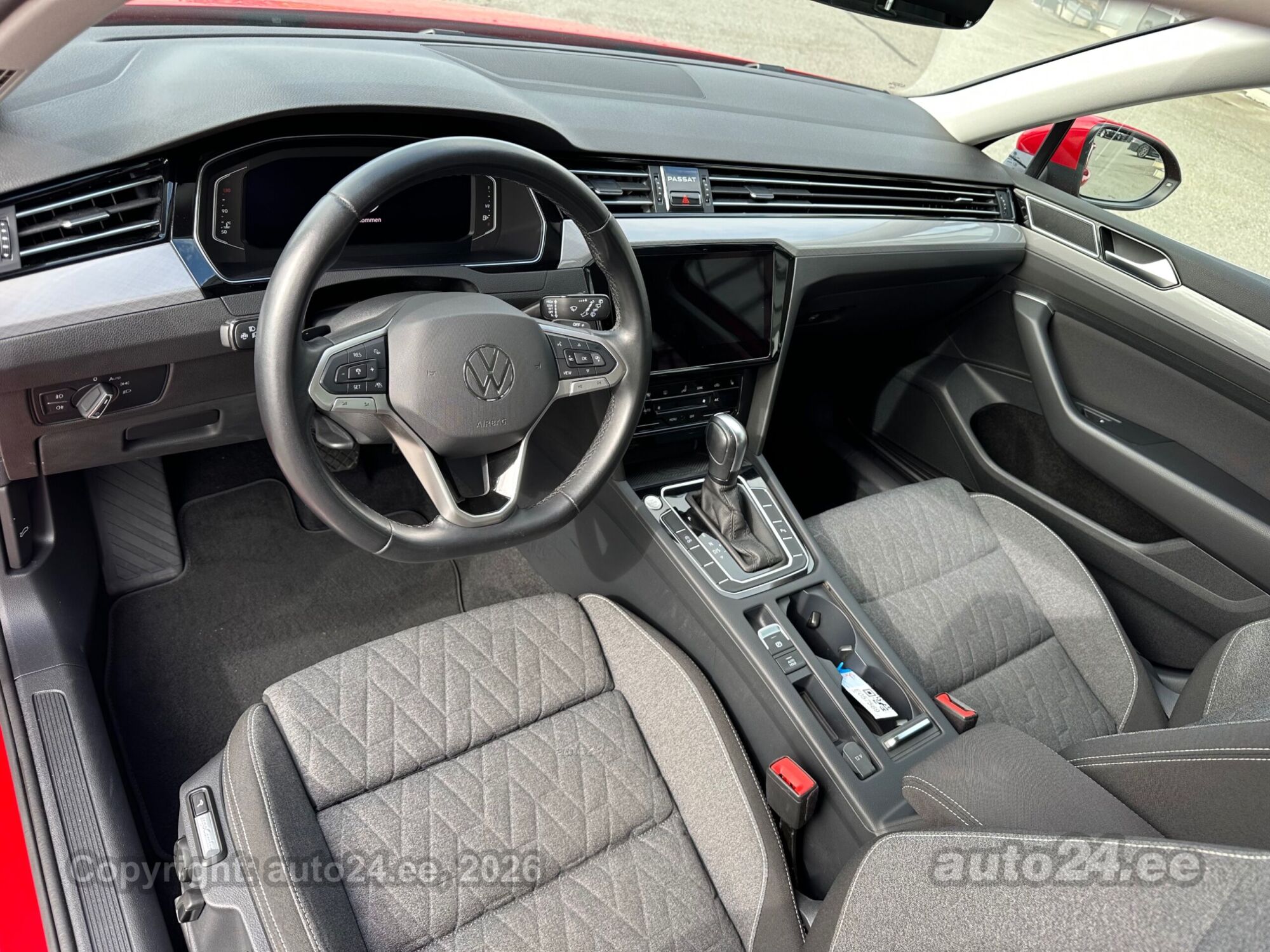 Volkswagen Passat - 11