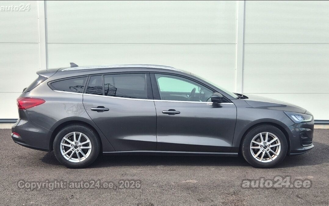 Ford Focus 2022, photo 5/10