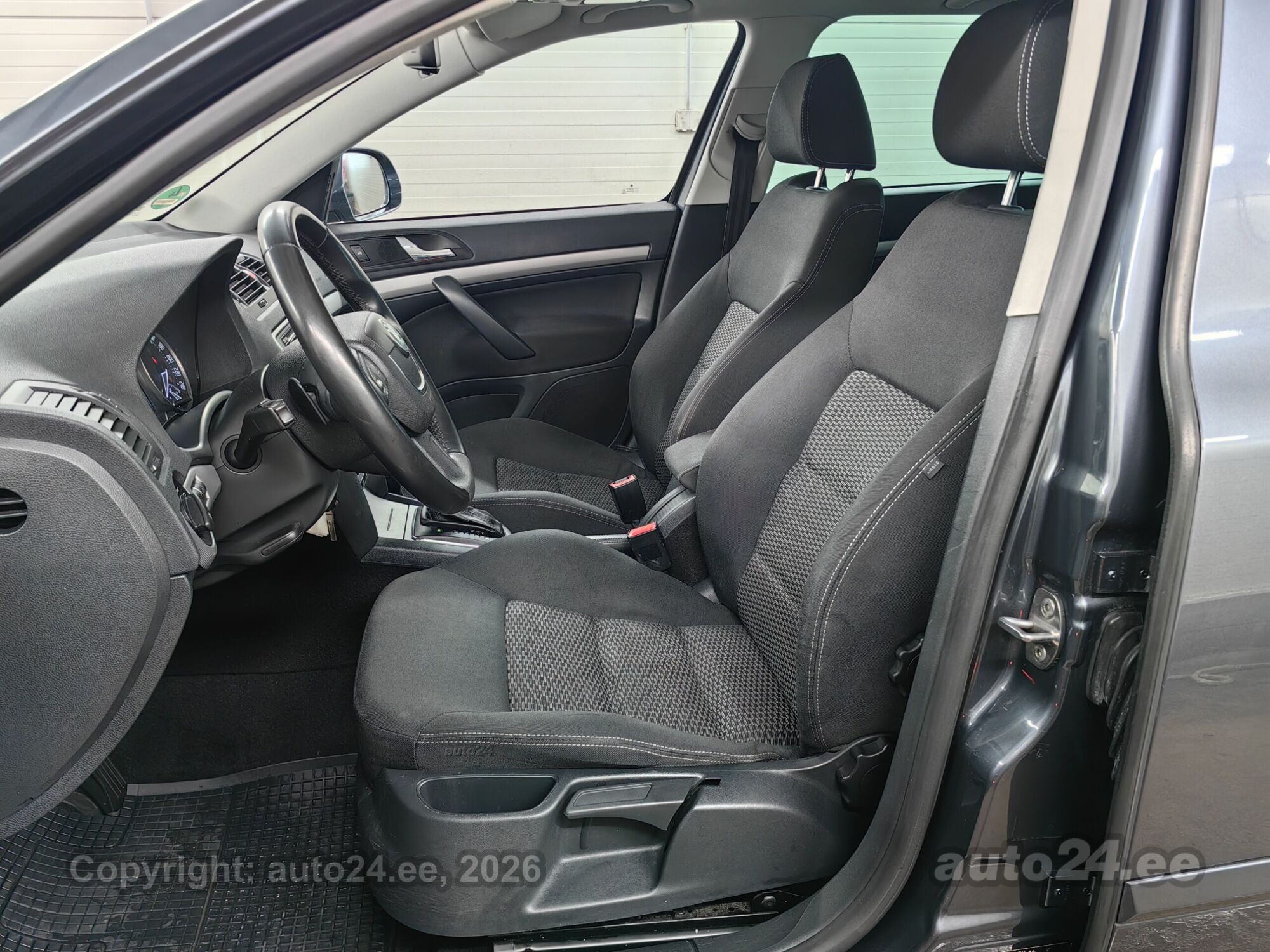 Skoda Octavia 2012 — photo 5