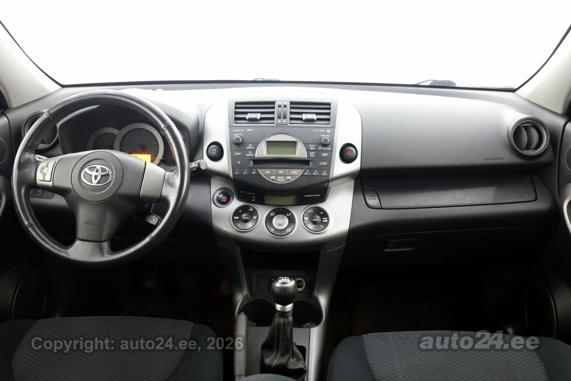 Toyota RAV4 2007 — фото 5