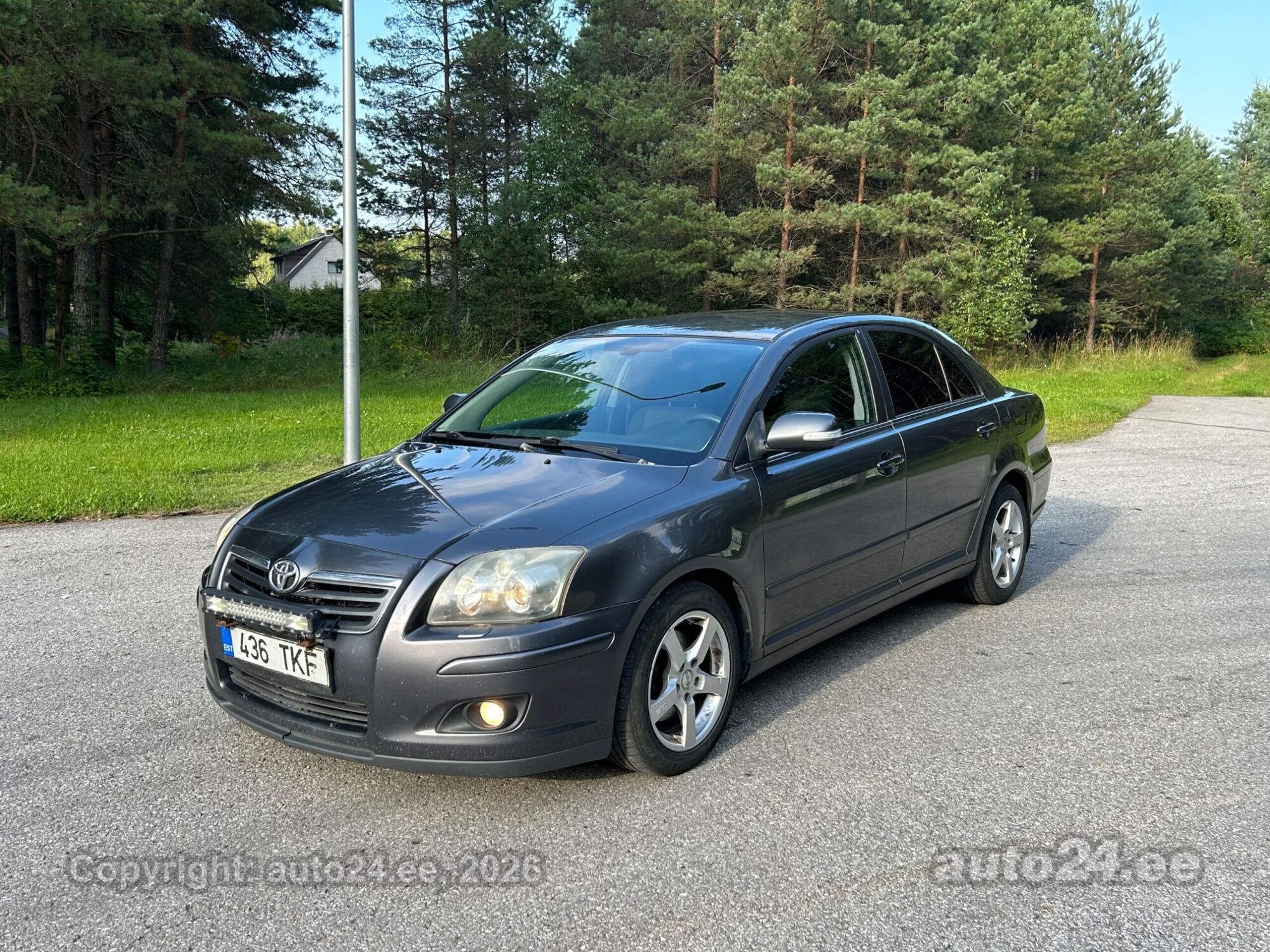 Toyota Avensis 2.2 110kW