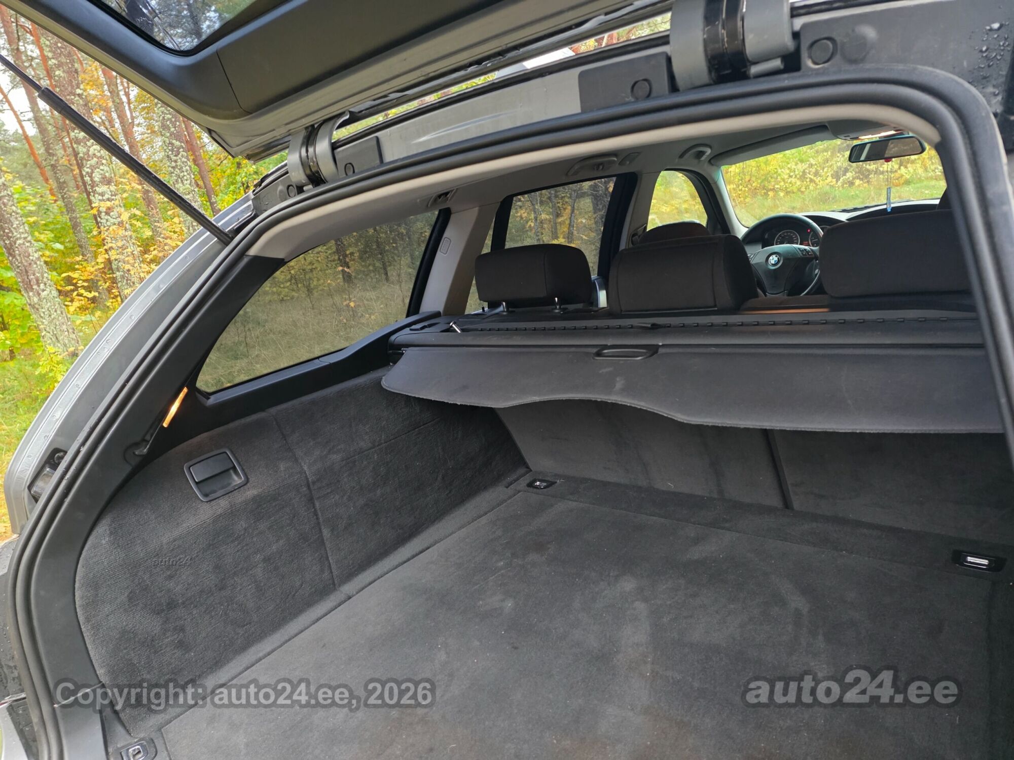 BMW 5 Series 2006 — photo 9