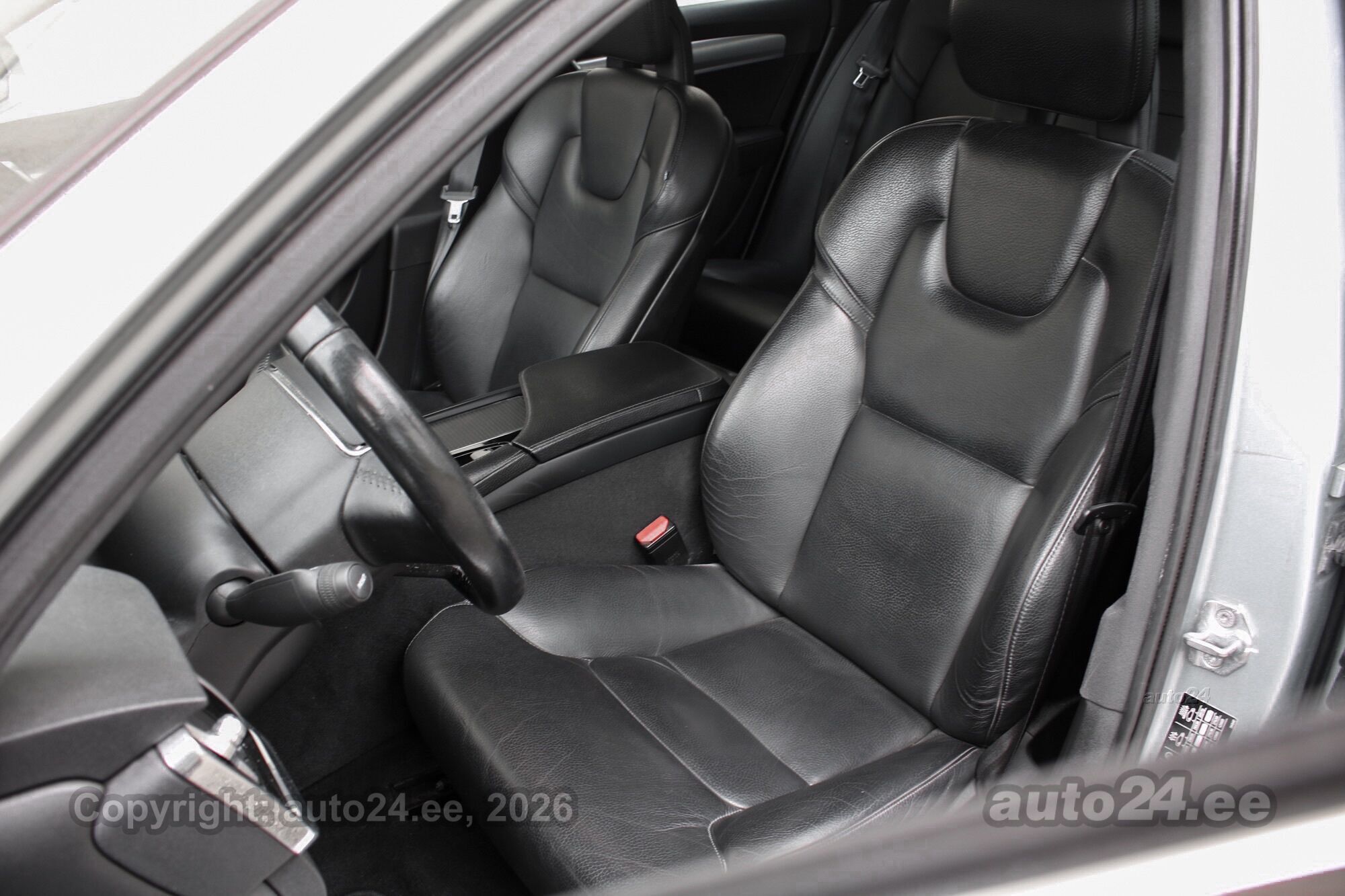 Volvo V90 - 12