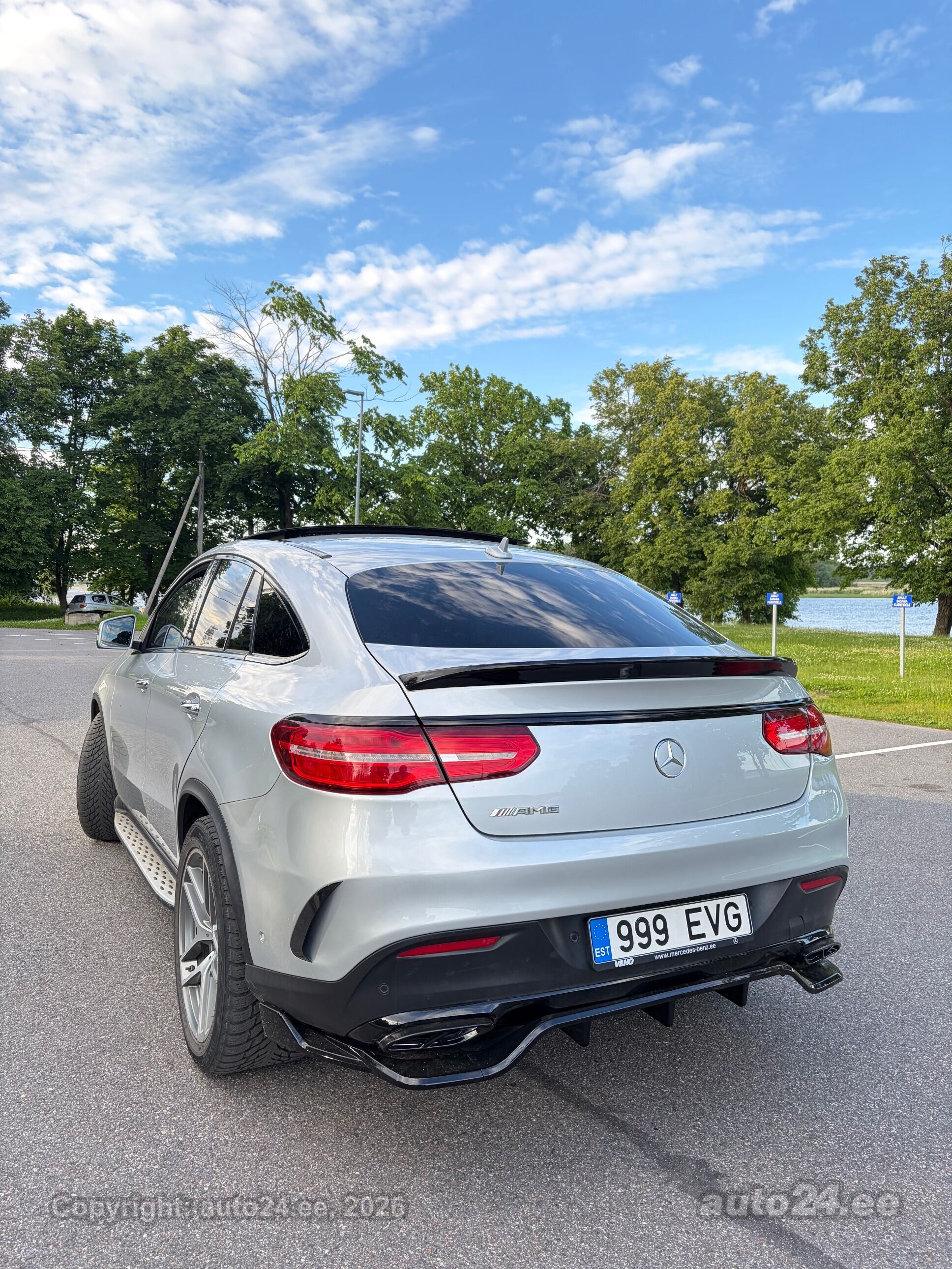 Mercedes-Benz GLE-sarja 2015, photo 2/10