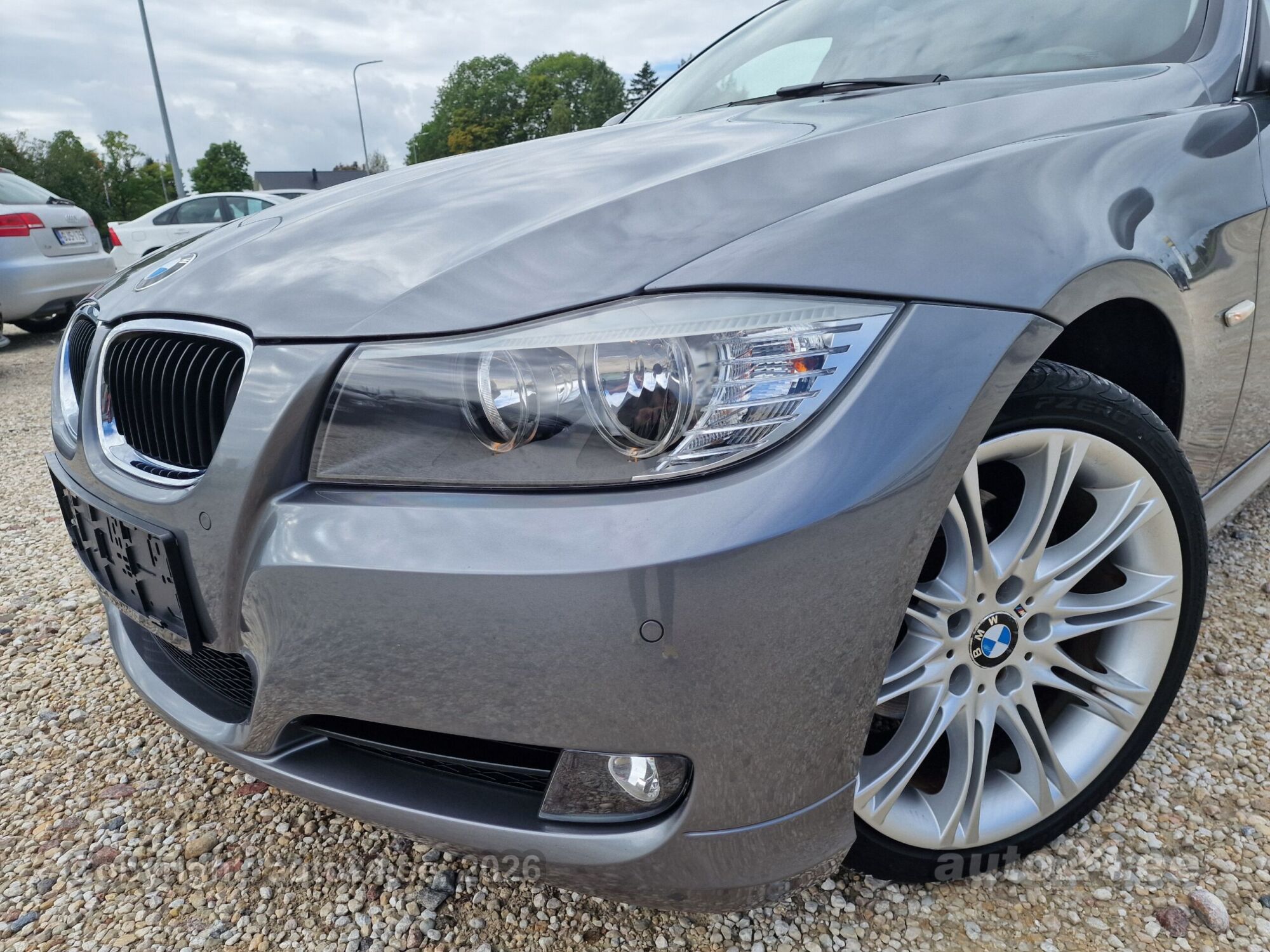 BMW 320 - 1