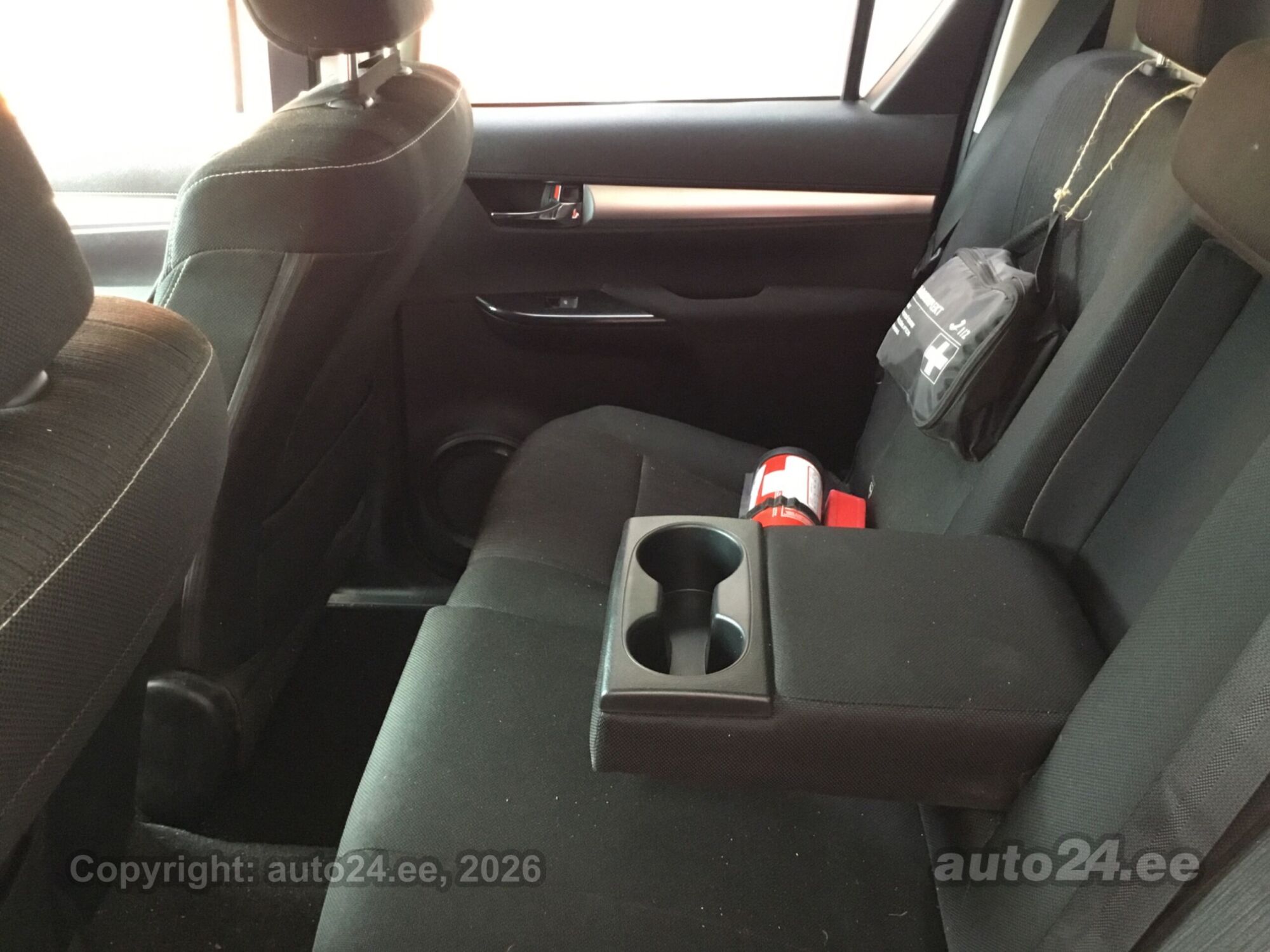 Toyota Hilux Legend 2.8 R4 150kW 2021, photo 6/10