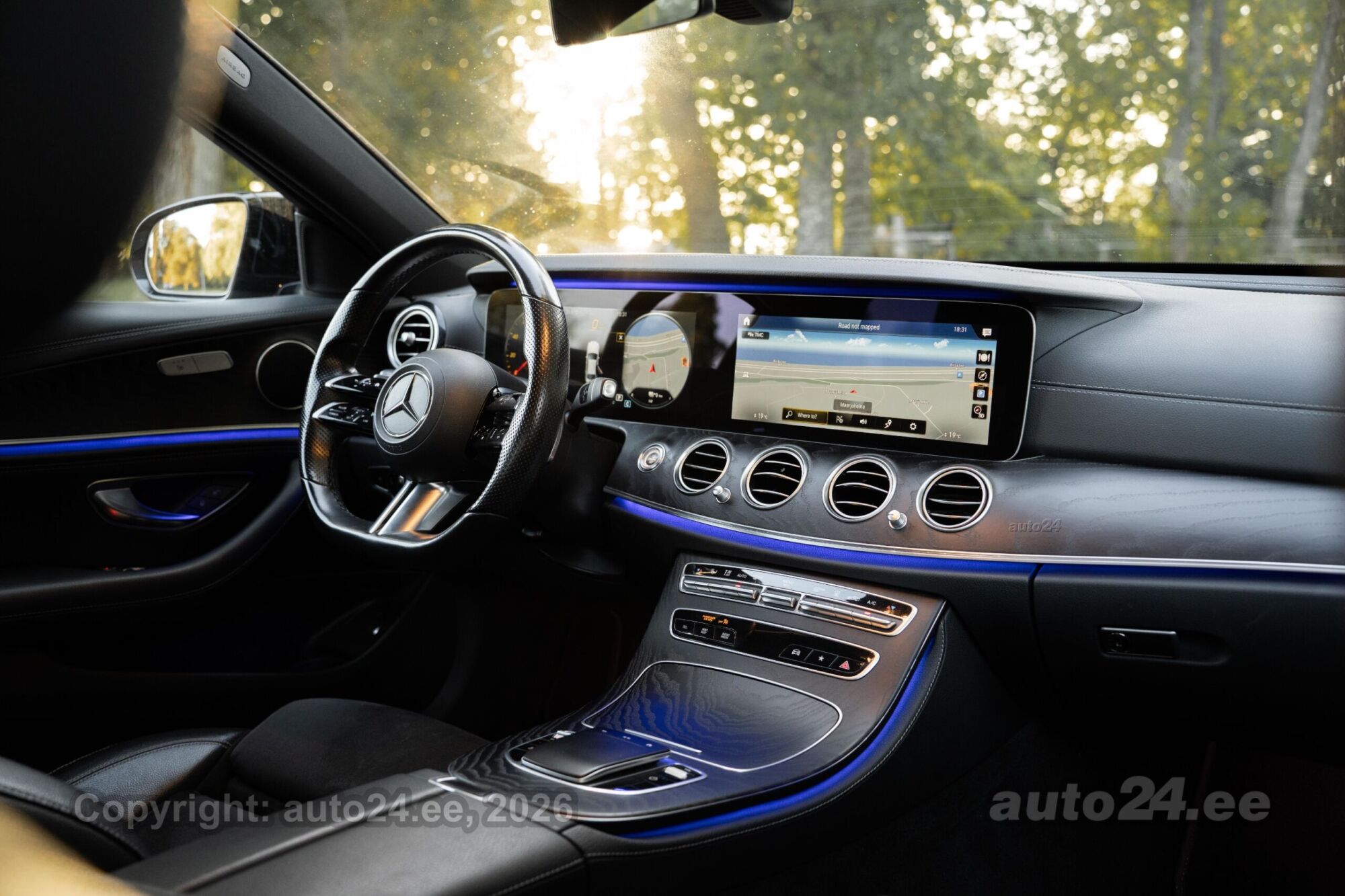 Mercedes-Benz E 300 - 12