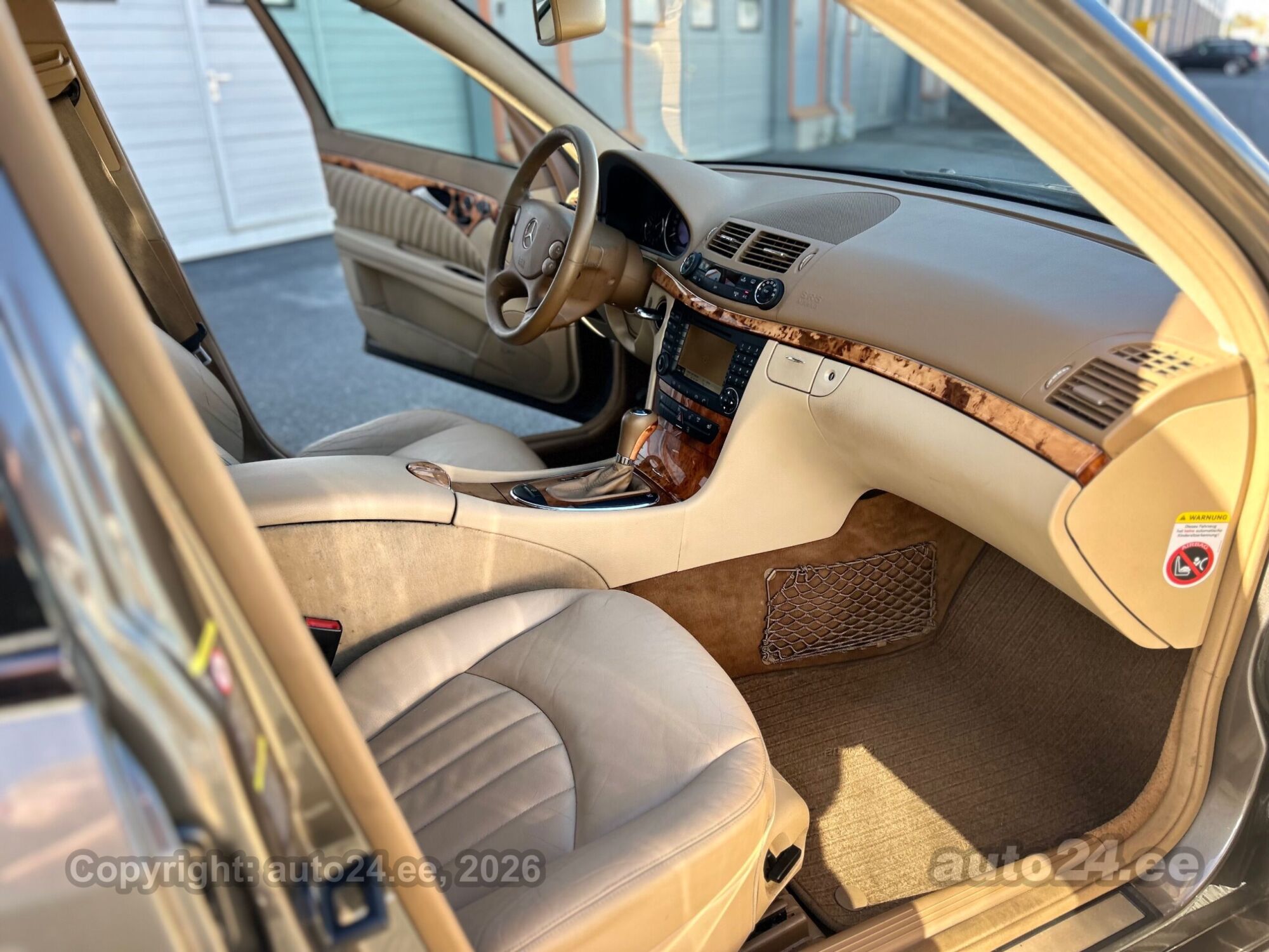 Mercedes-Benz E-Class 2006 — photo 23