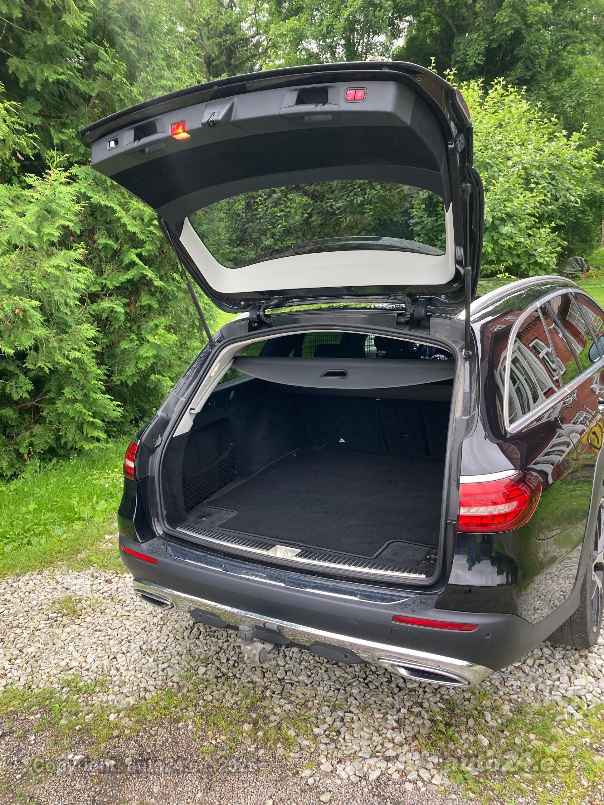 Mercedes-Benz E-sarja 2021, photo 4/10