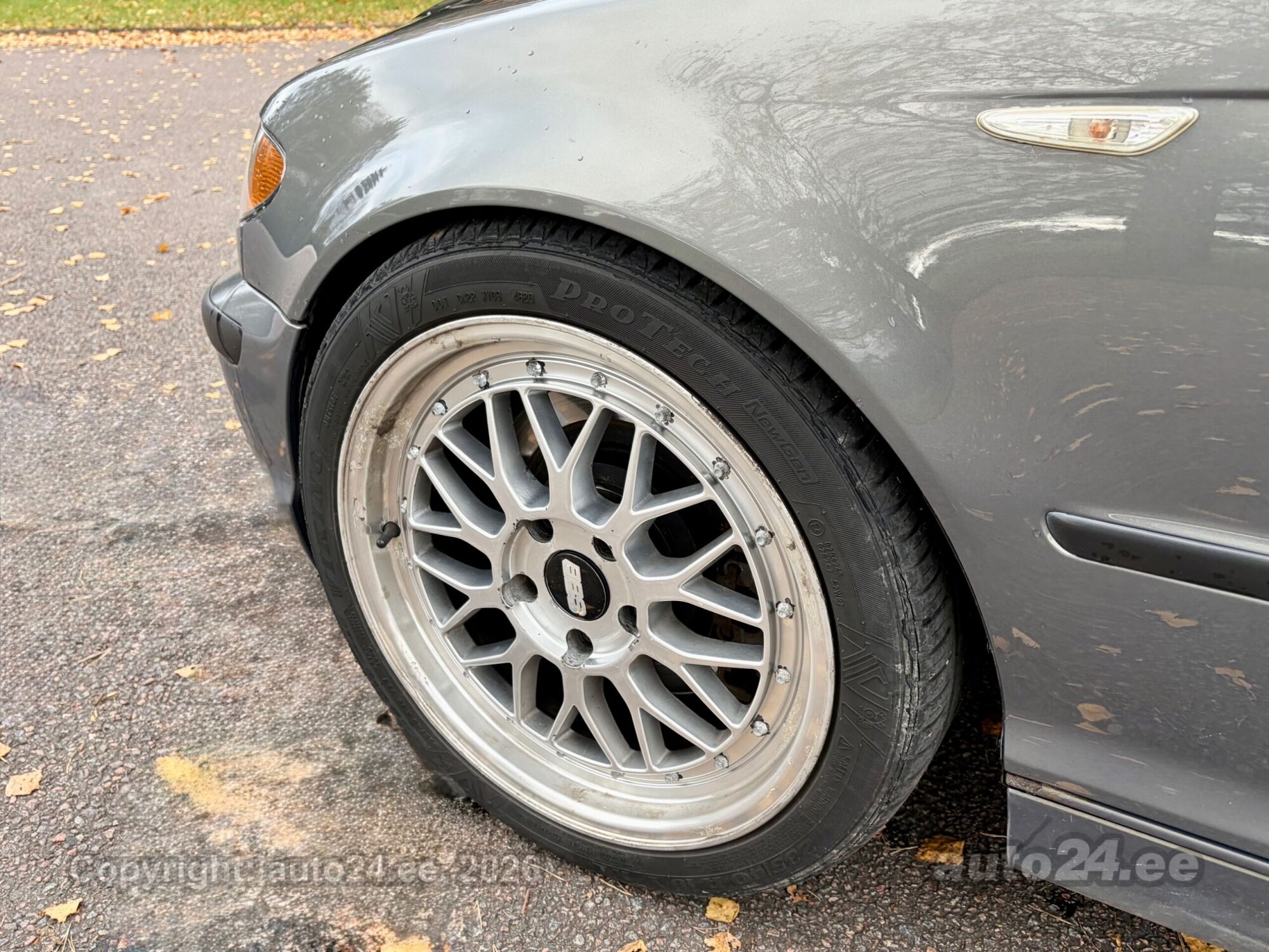 BMW 3 Series 2005 — photo 11